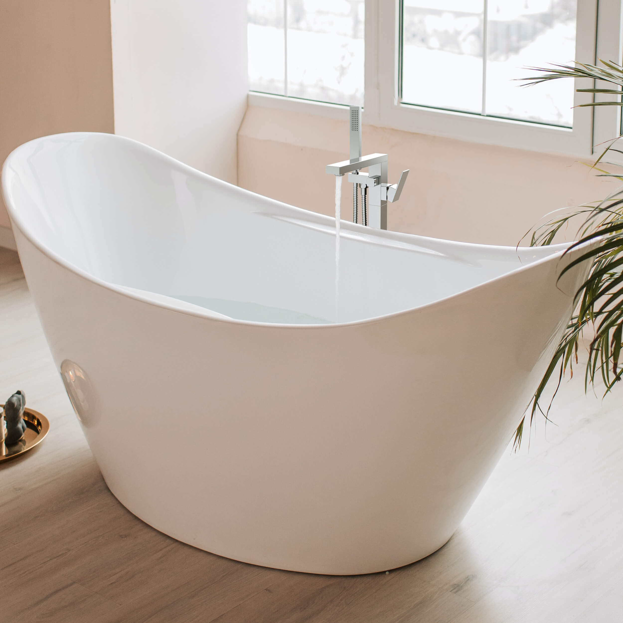 Quadra Floor Mount Tub Filler With Hand Shower
