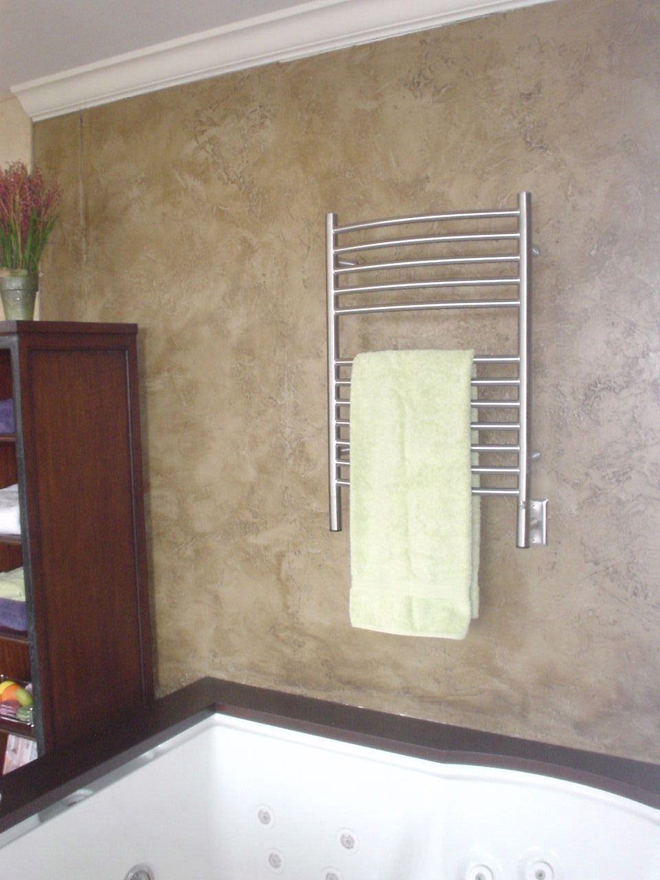 Jeeves Model E Curved 12 Bar Hardwired Towel Warmer
