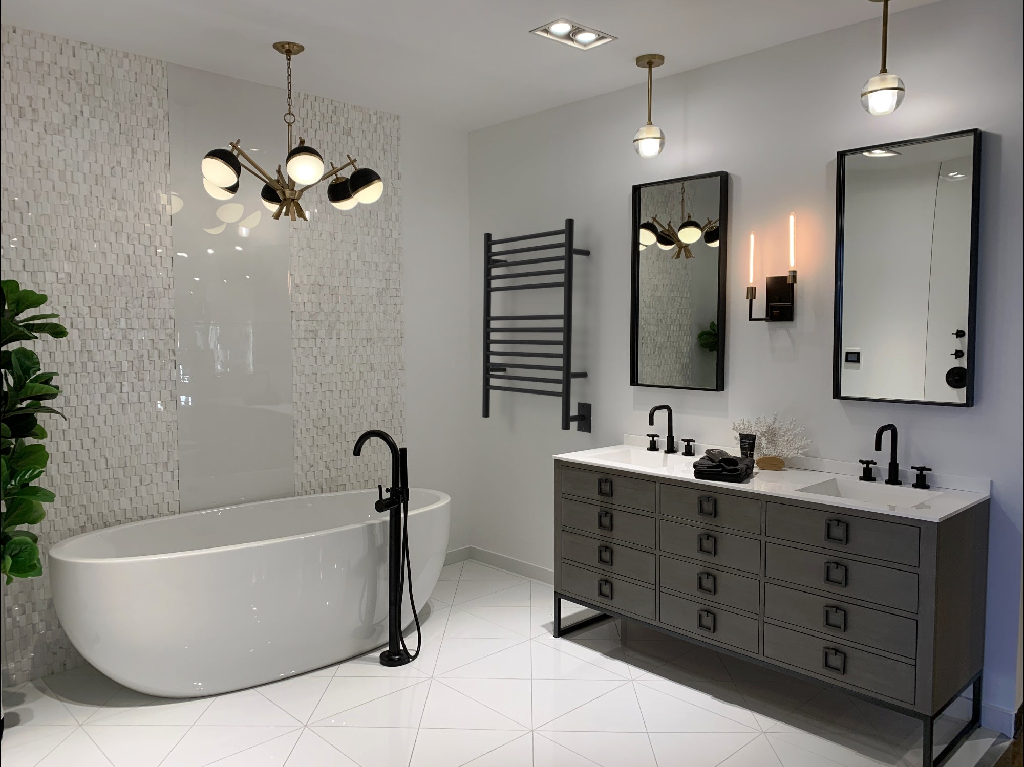 Jeeves Model E Straight 12 Bar Hardwired Towel Warmer