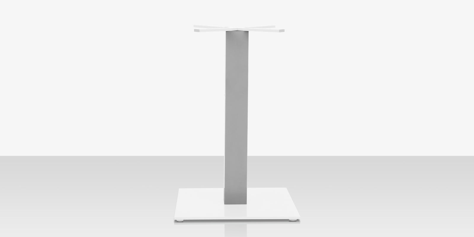 Verona Large Square Bar Pole