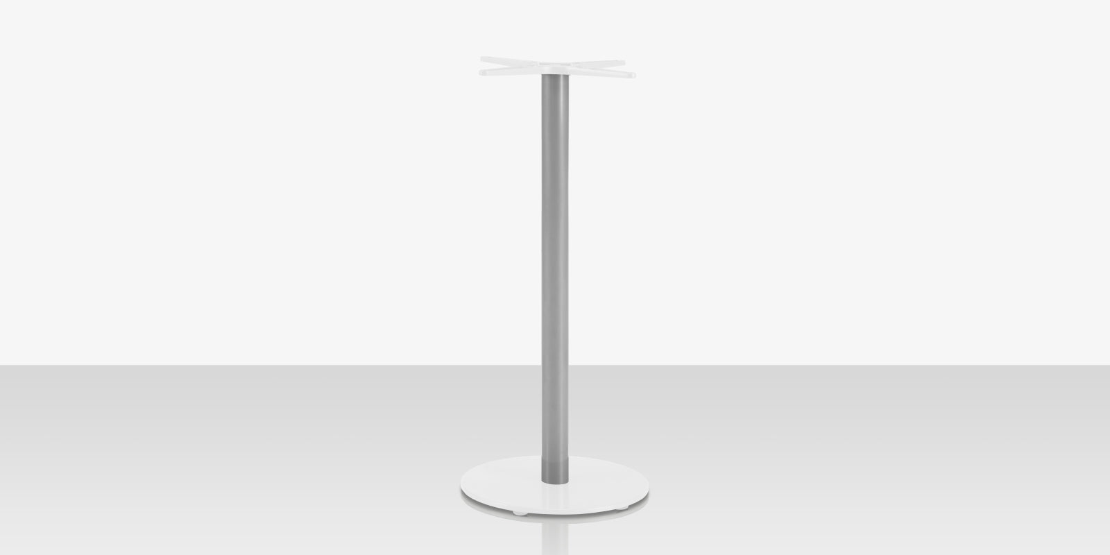 Verona Small Round Bar Pole