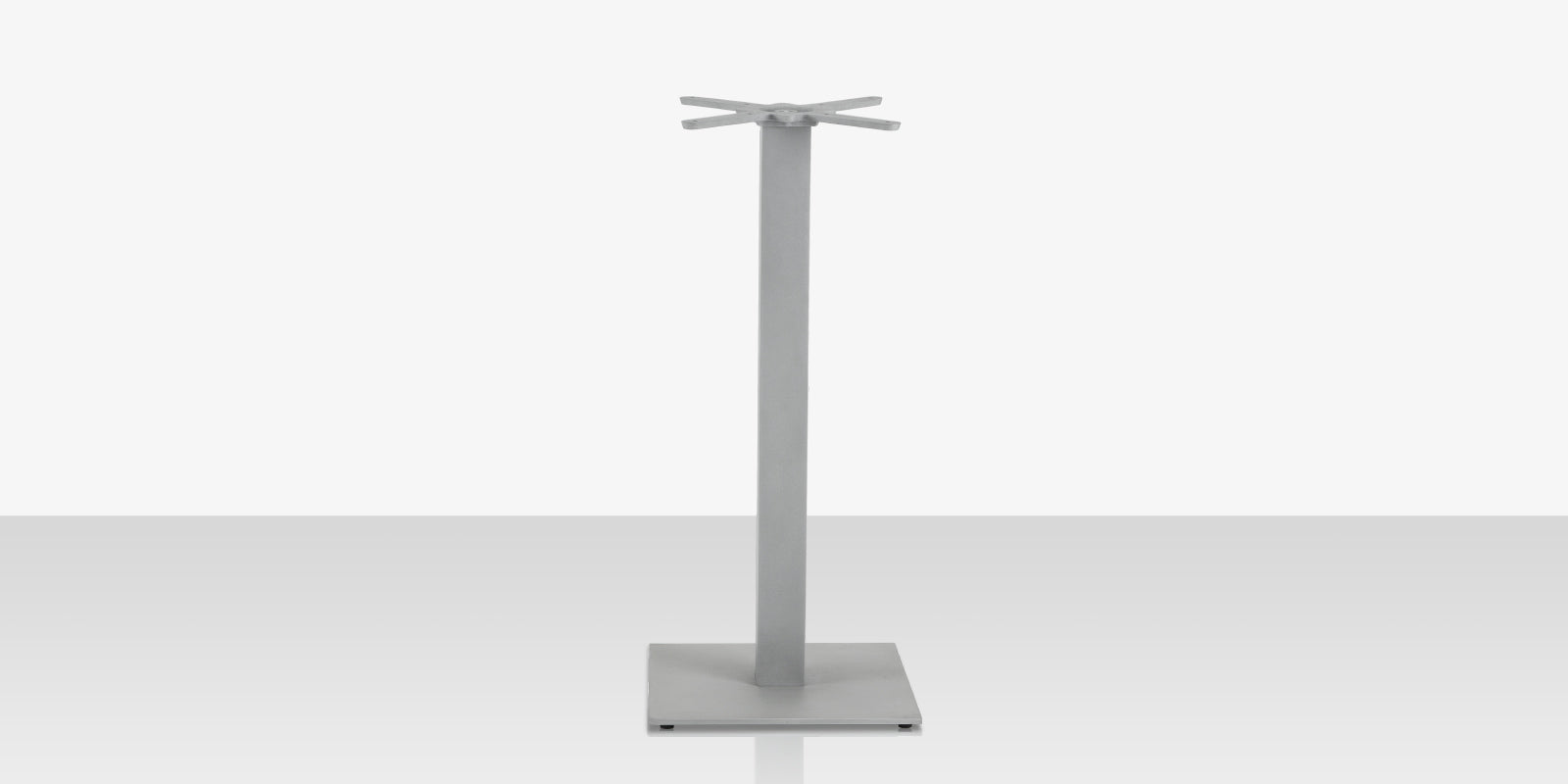 Verona Small Square Bar Pole