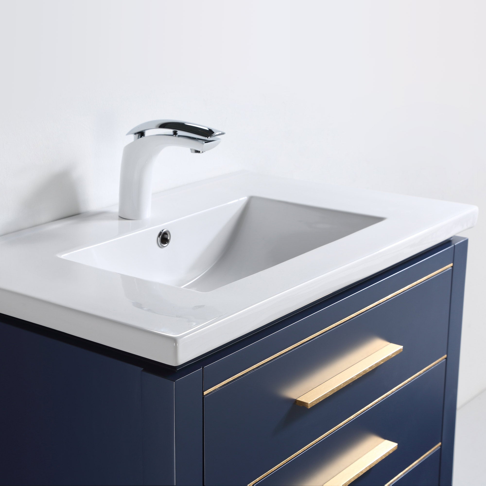 031 Series - 30 Inch Vanity