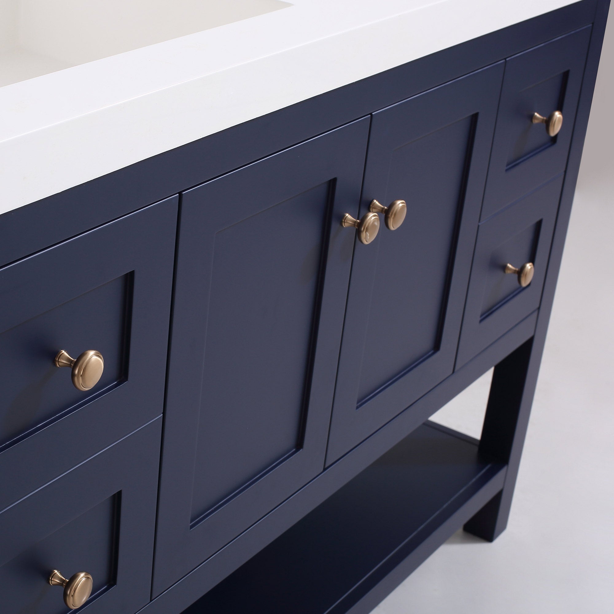 035 Series - 60 Inch Vanity