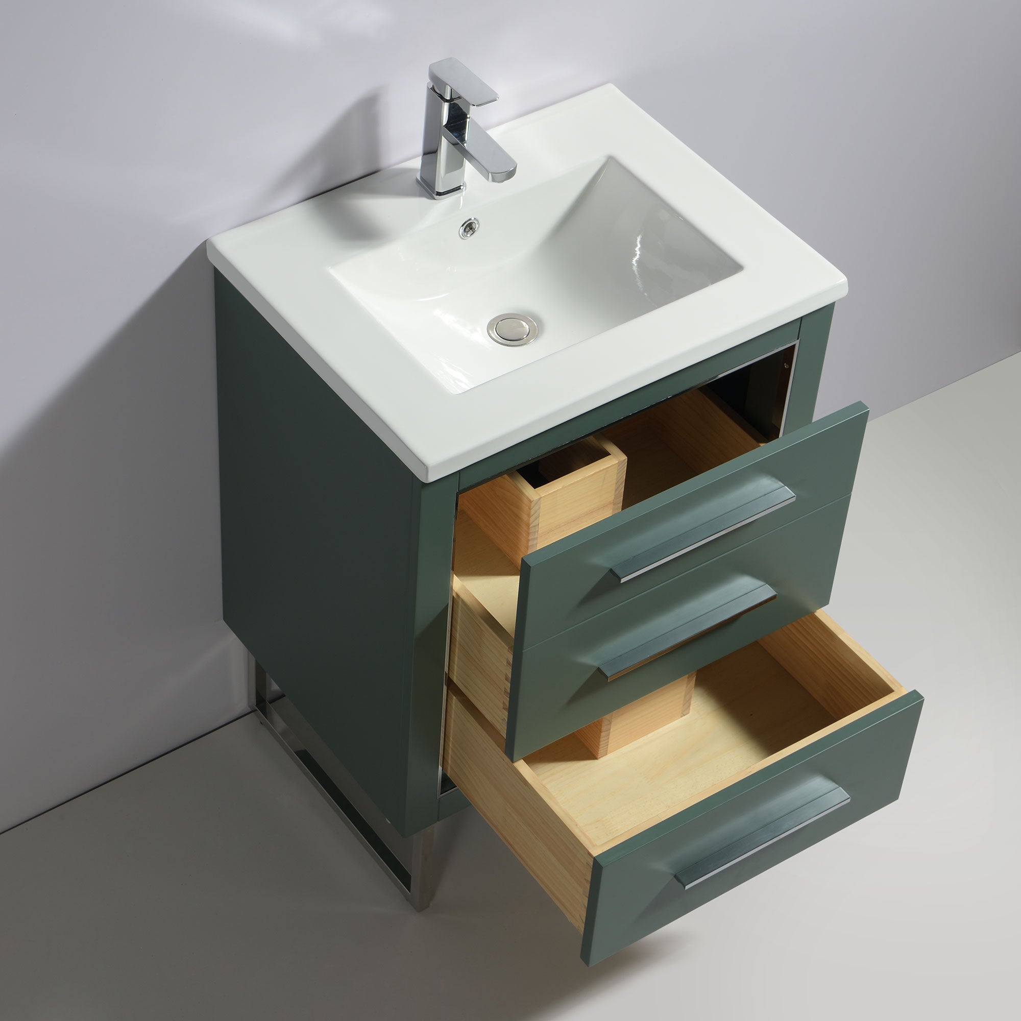 041 Series - 24 Inch Vanity