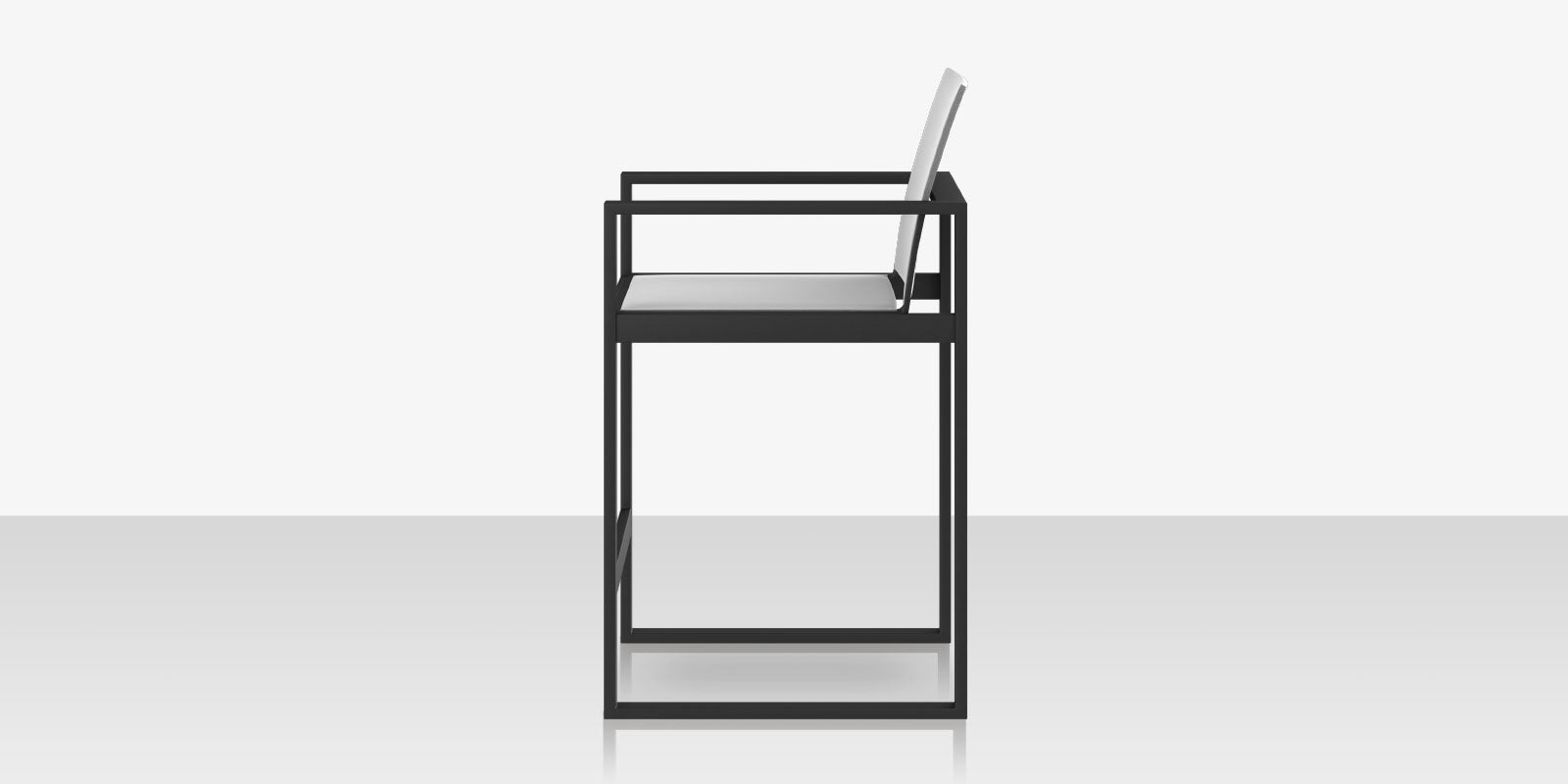 Iconic Bar Arm Chair