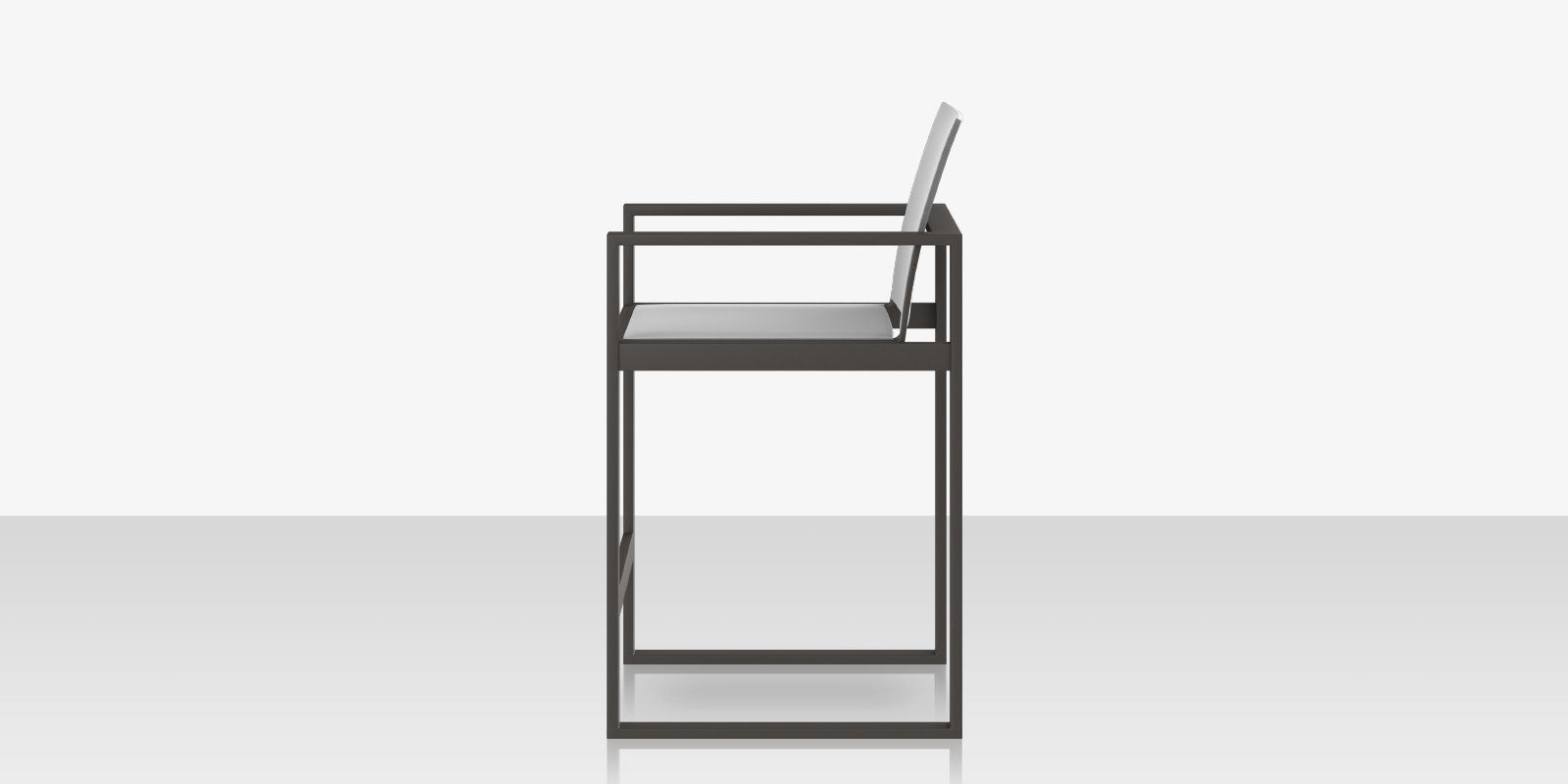 Iconic Bar Arm Chair XL