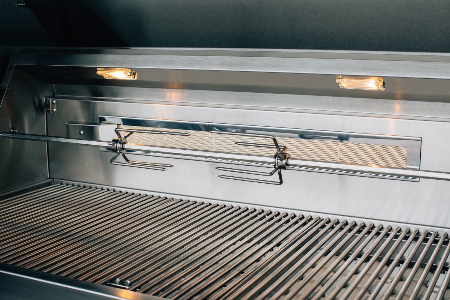 American Made Grills ALT42 Alturi 42" Freestanding Grill