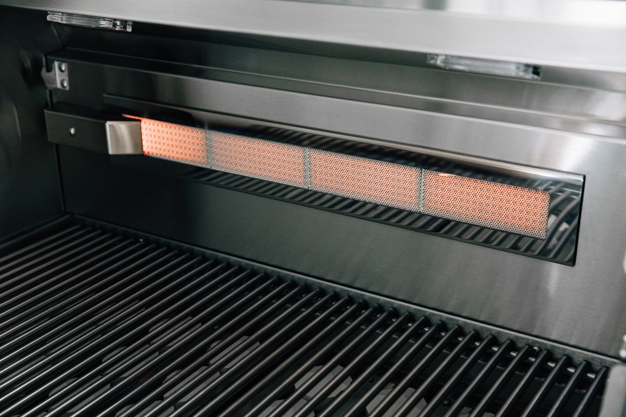 American Made Grills ALT30T Alturi 30" Built-in Grill