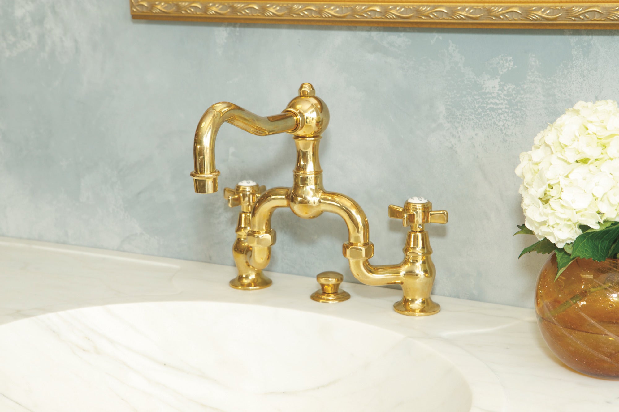 Newport Brass Fairfield Lavatory Bridge Faucet