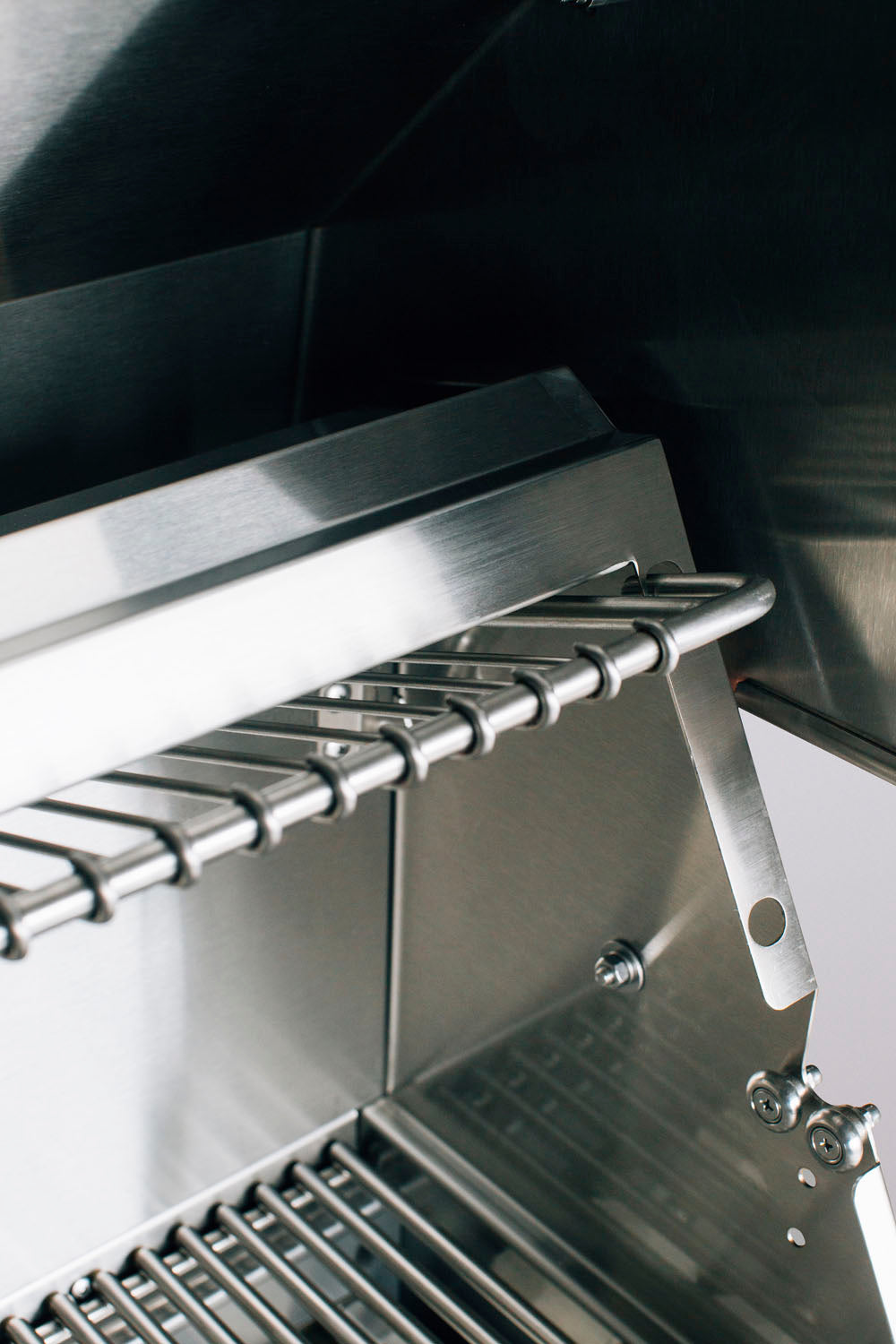 American Made Grills ALT42 Alturi 42" Freestanding Grill