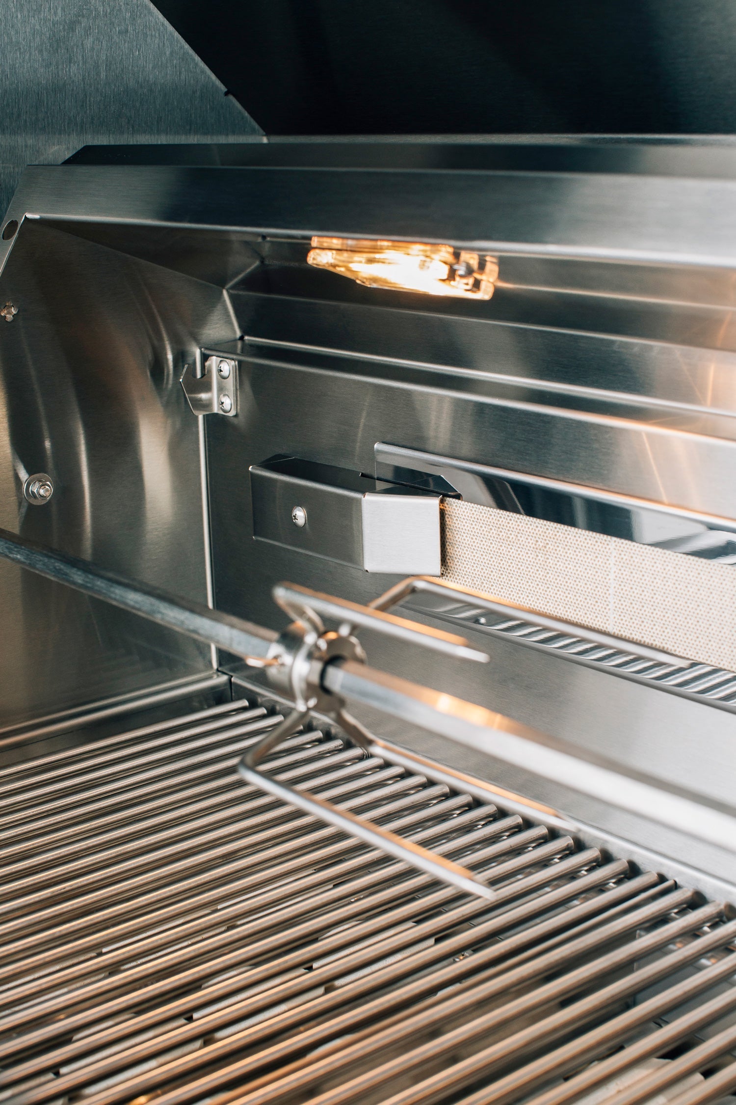 American Made Grills ALT42T Alturi 42" Built-in Grill