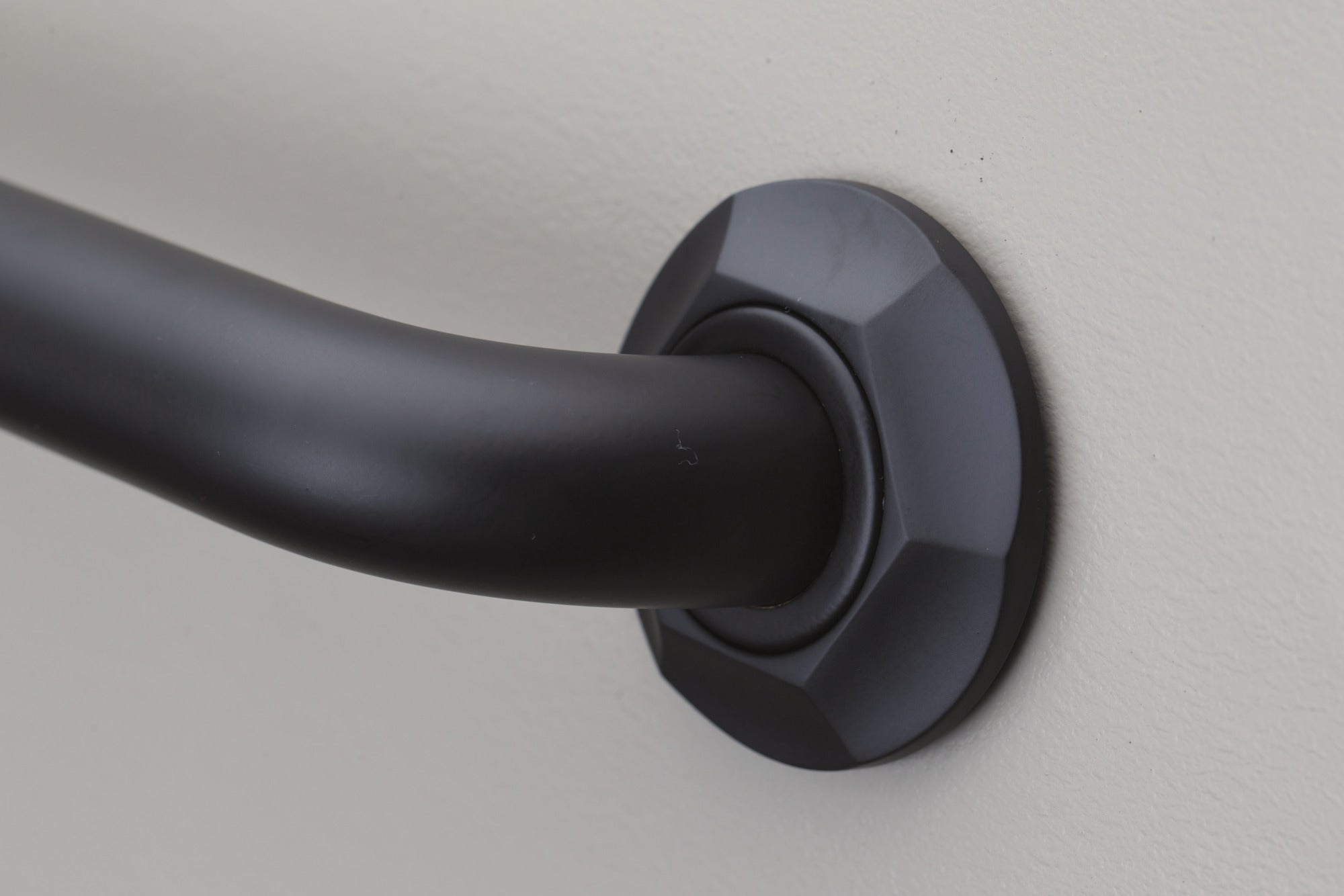 Newport Brass Metropole® Grab Bar Decorative Rings & Mounting Kit