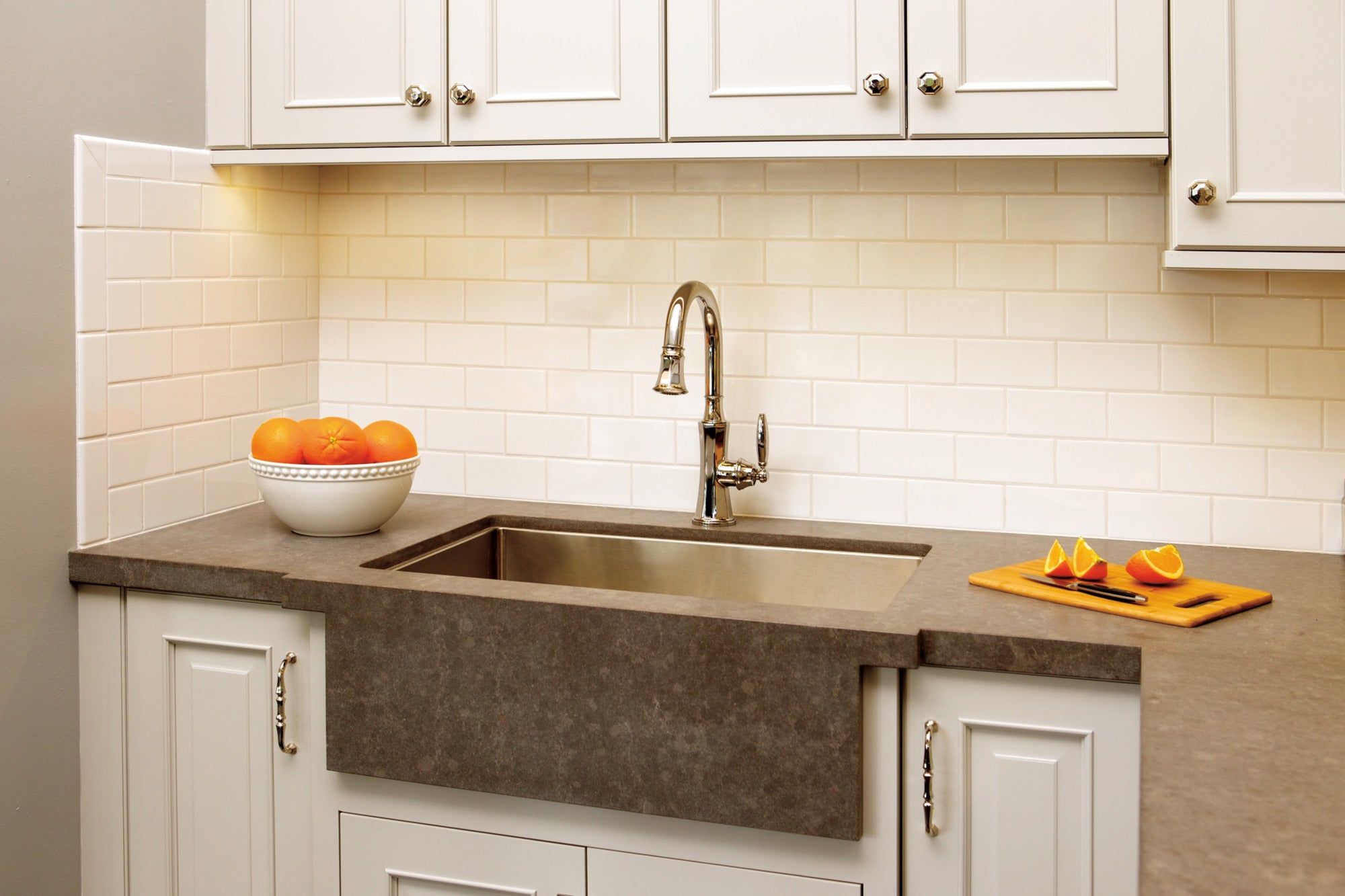 Newport Brass Metropole® Pull-Down Kitchen Faucet