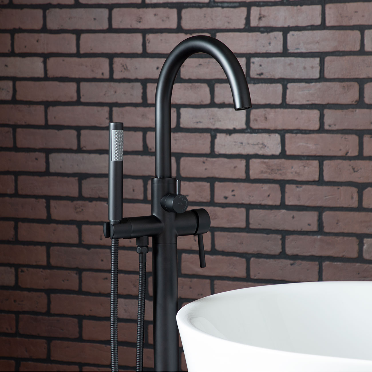 MAIDSTONE High Flow Freestanding Faucet