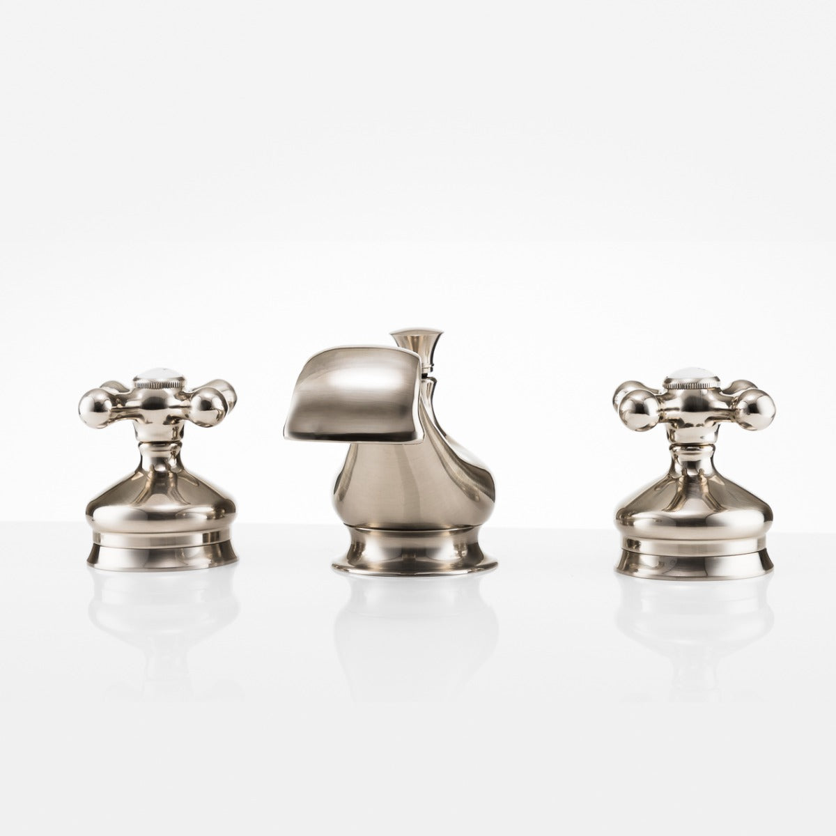 MAIDSTONE Mila Widespread Bathroom Sink Faucet - Metal Cross Handles