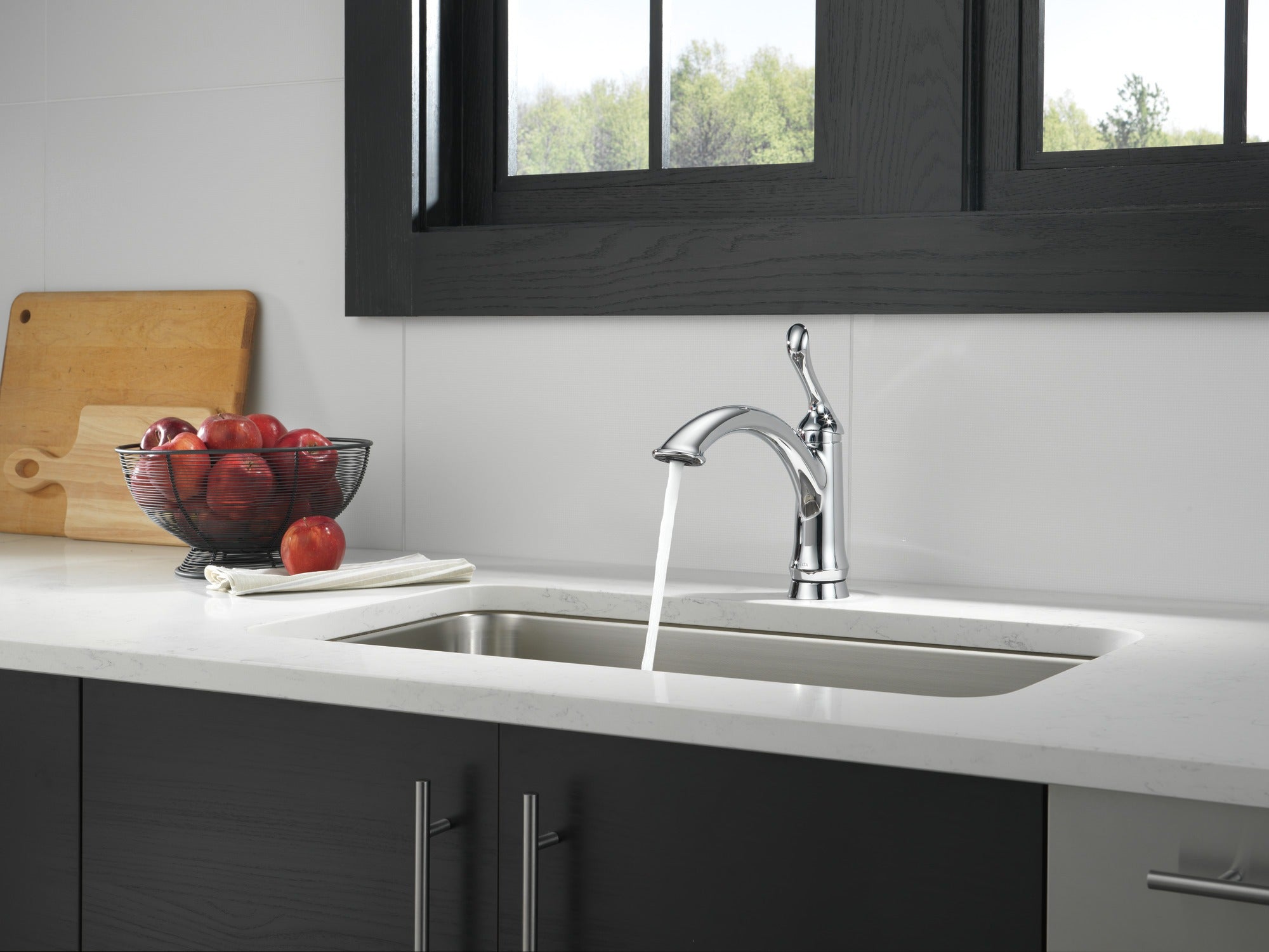 Delta Linden™ Single Handle Kitchen Faucet