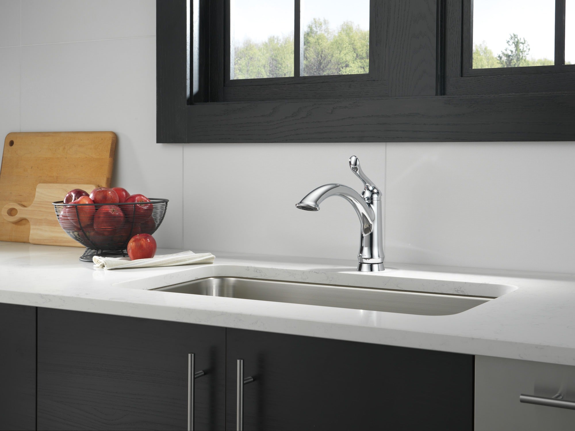 Delta Linden™ Single Handle Kitchen Faucet