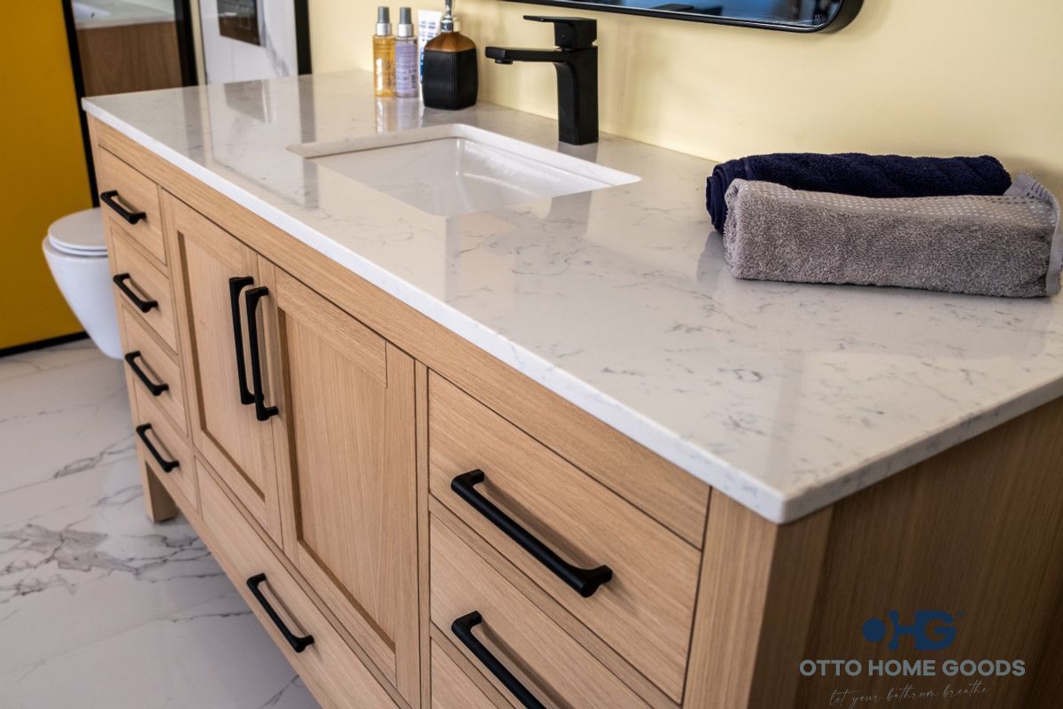 Ashley 60" Natural Oak Single Bowl Bathroom Vanity with Quartz Top & Black Hardware