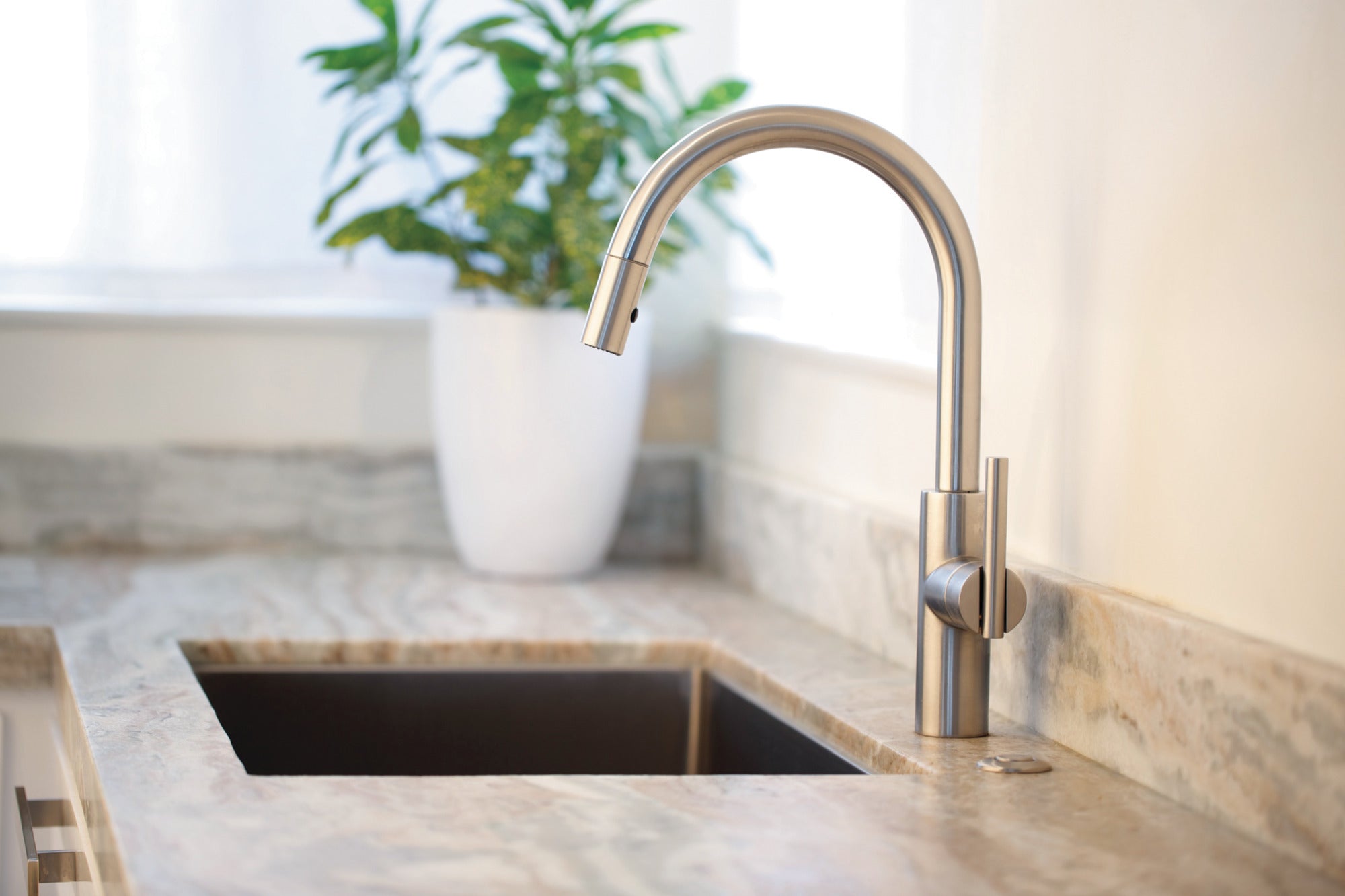 Newport Brass East Linear® Pull-Down Kitchen Faucet