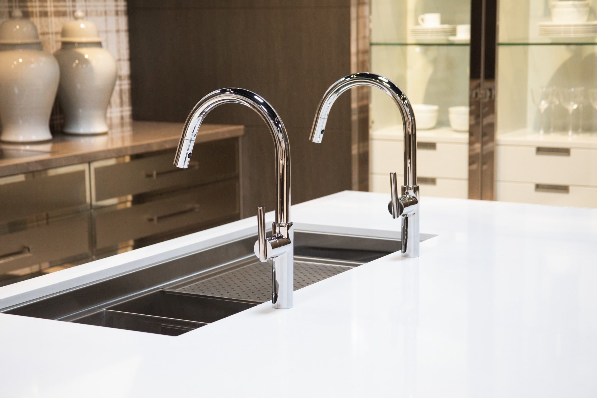 Newport Brass East Linear® Pull-Down Kitchen Faucet