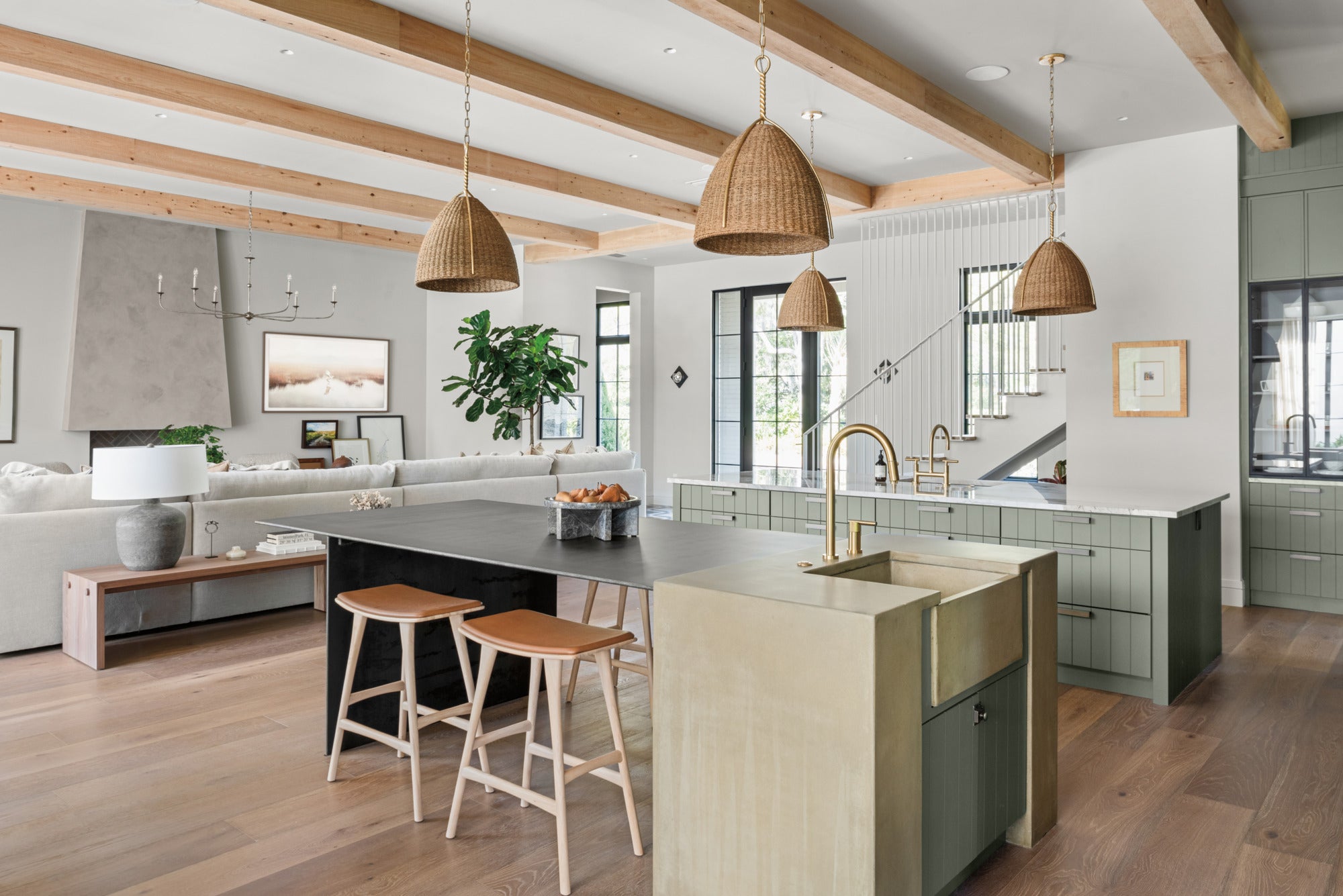 Newport Brass East Linear® Pull-Down Kitchen Faucet