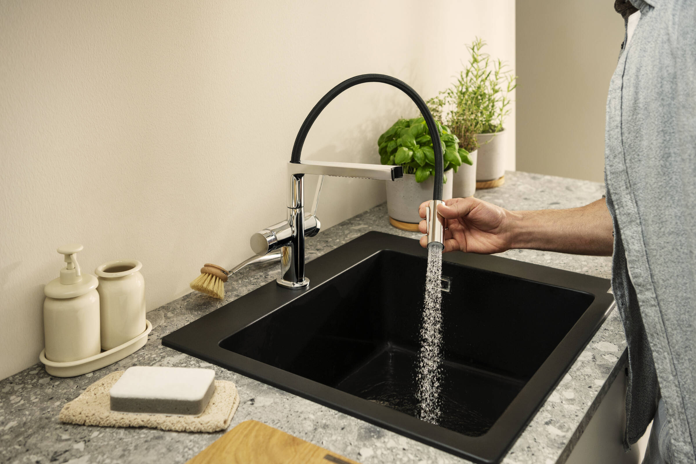 Talis N Semi-Pro PowderSpray Kitchen Faucet 1.75 GPM