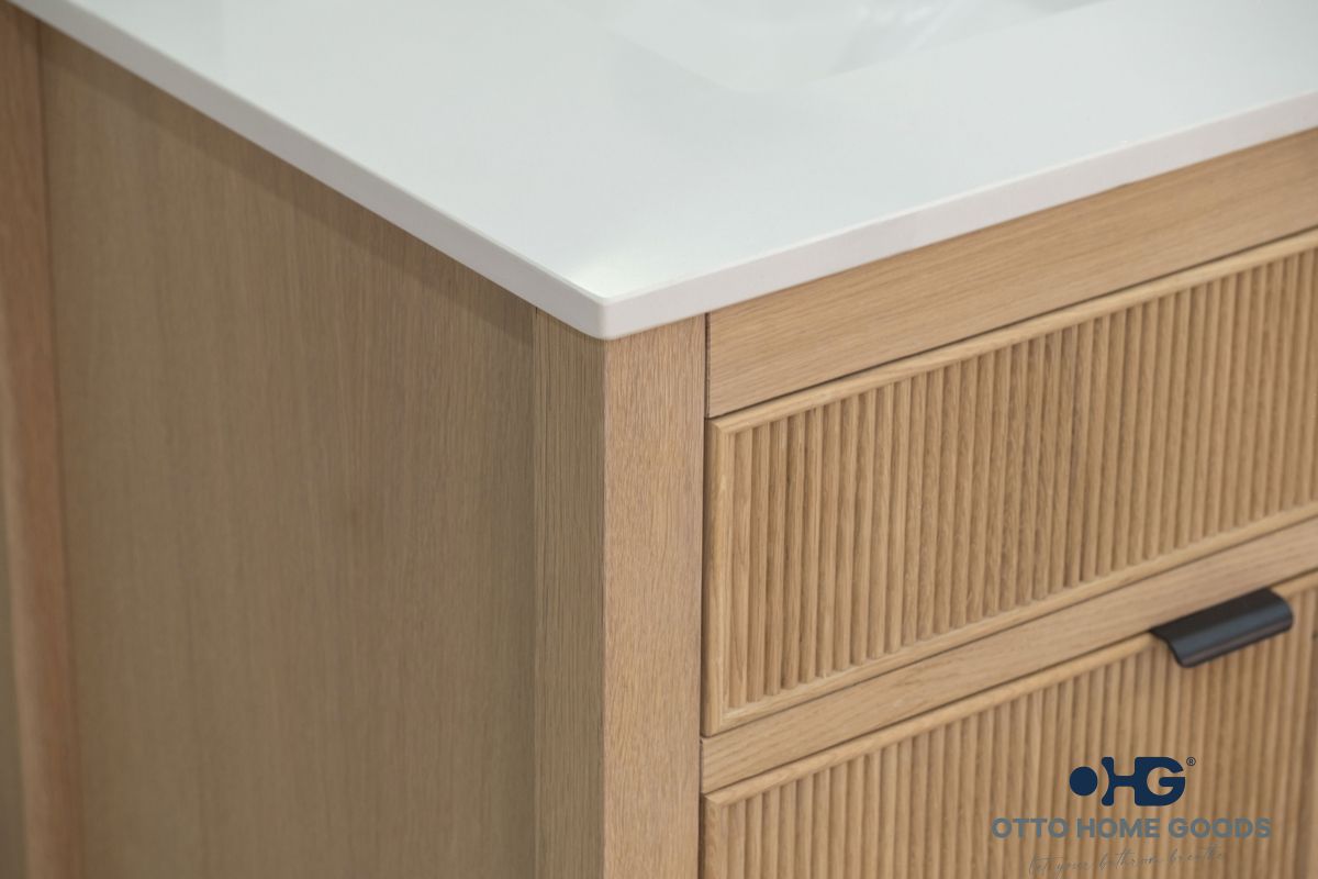 Catalina 30" Natural Oak Bathroom Vanity with Quartz Top & Black Hardware