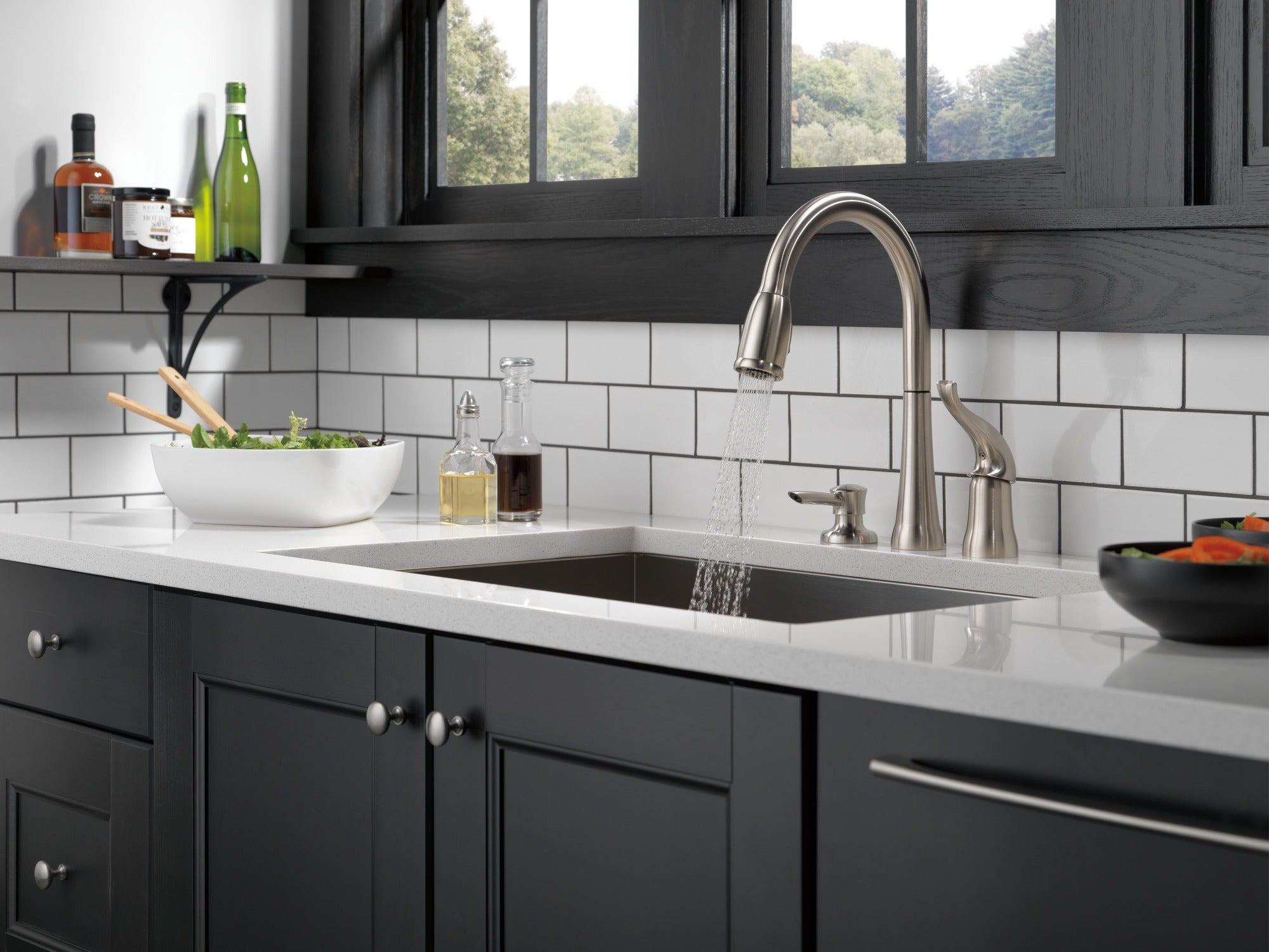 Delta Kate® Single Handle Pull-Down Kitchen Faucet with Soap Dispenser