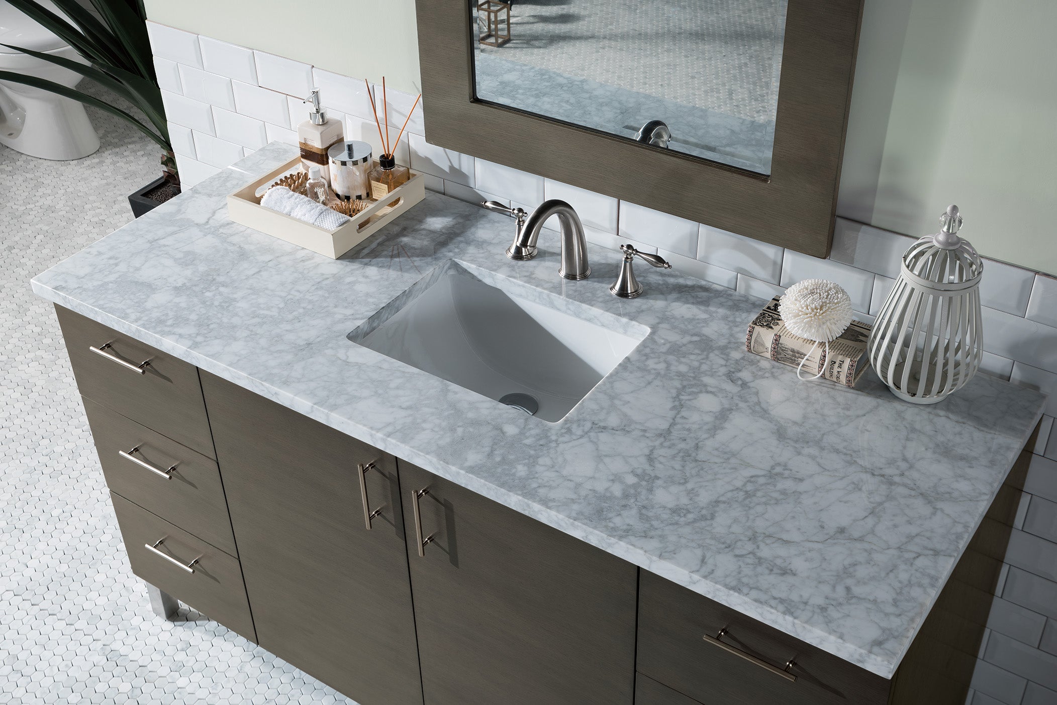 James Martin Metropolitan 60" Single Vanity in Silver Oak with 3cm Countertop