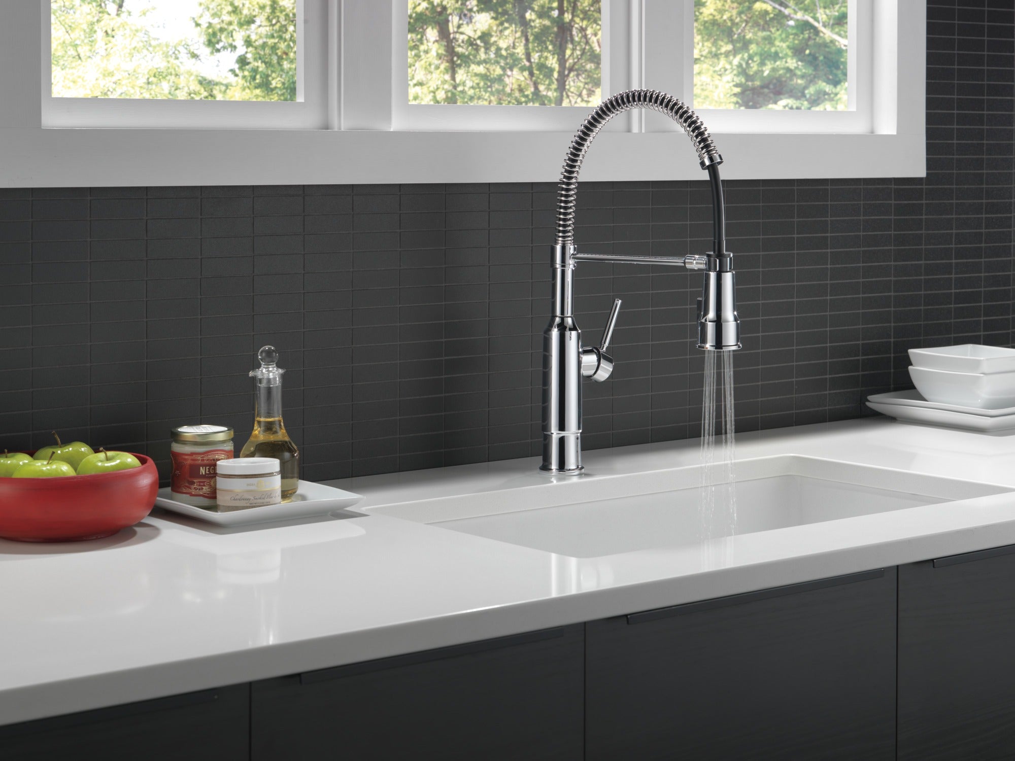 Delta Theodora® Single-Handle Pull-Down Spring Kitchen Faucet