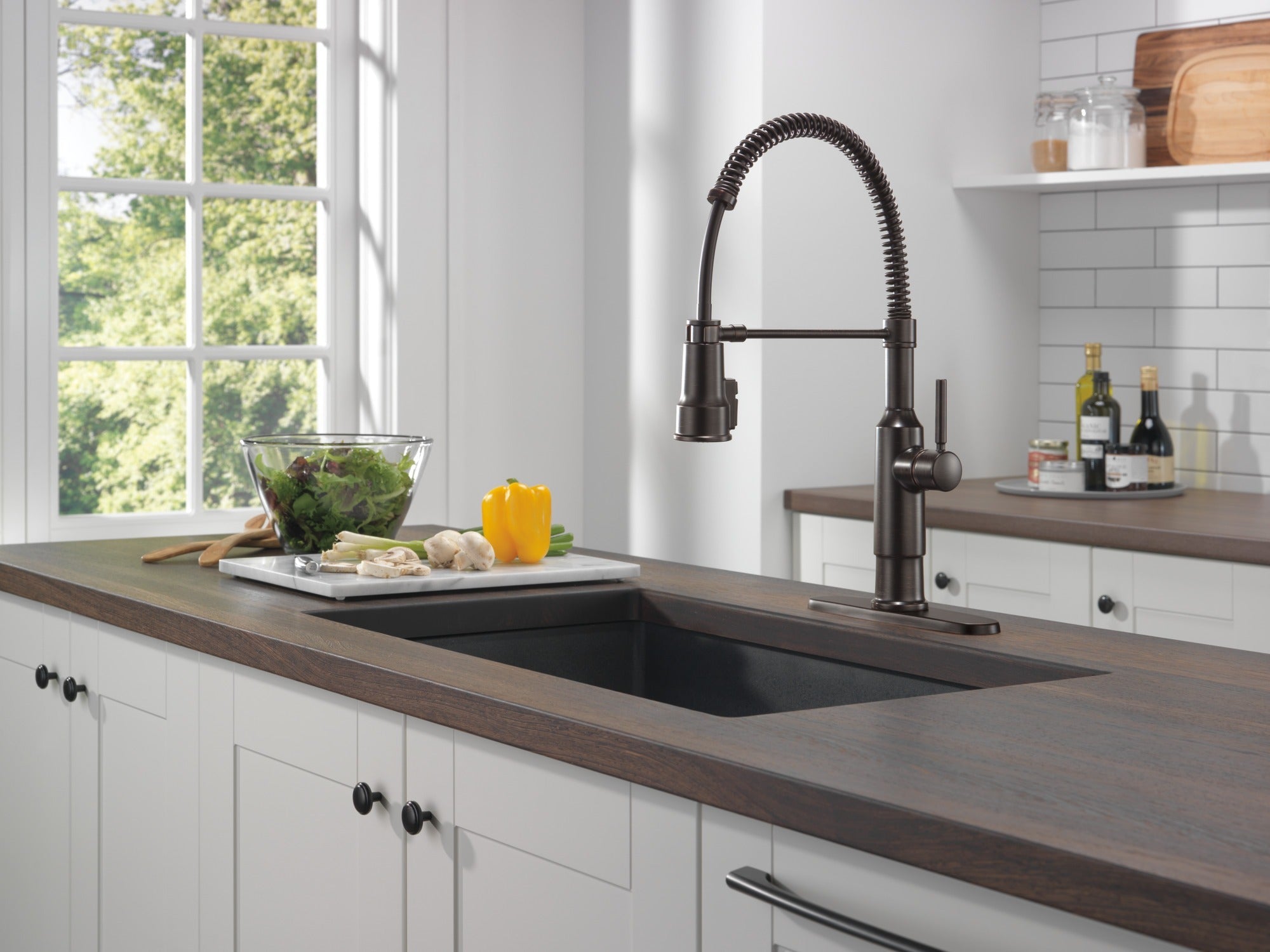 Delta Theodora® Single-Handle Pull-Down Spring Kitchen Faucet