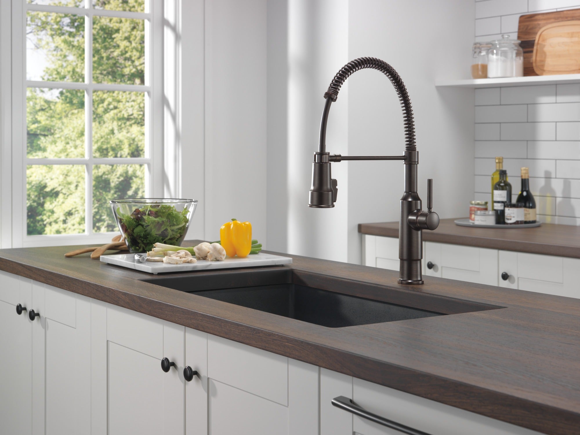Delta Theodora® Single-Handle Pull-Down Spring Kitchen Faucet