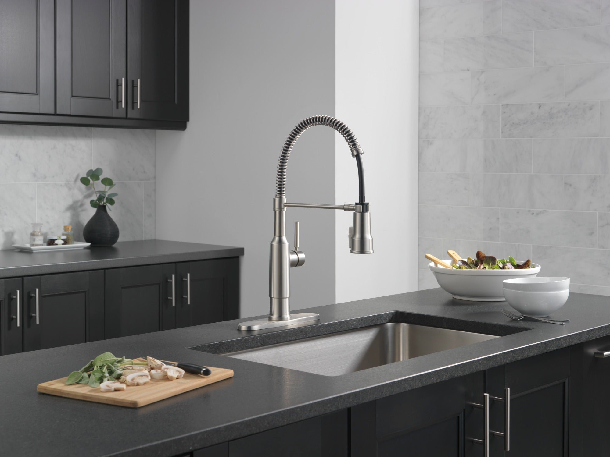 Delta Theodora® Single-Handle Pull-Down Spring Kitchen Faucet