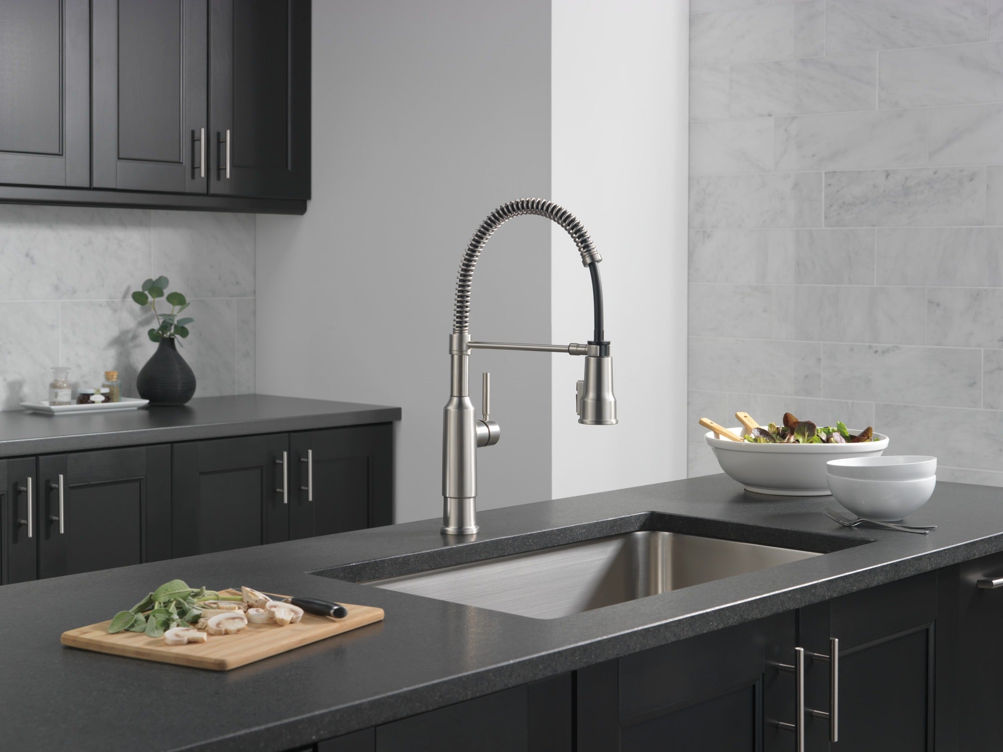Delta Theodora® Single-Handle Pull-Down Spring Kitchen Faucet