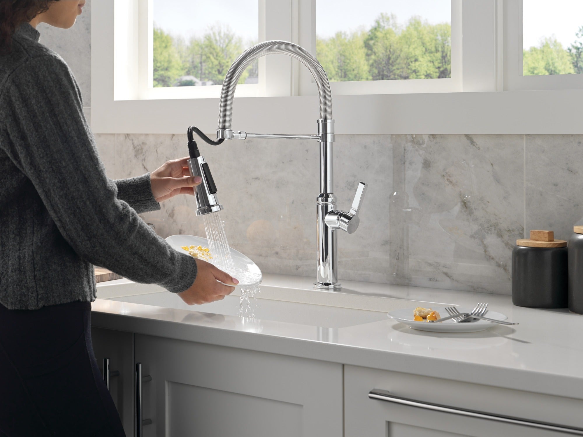 Delta Rhett® Single Handle Pull-Down Kitchen Faucet With Spring Spout