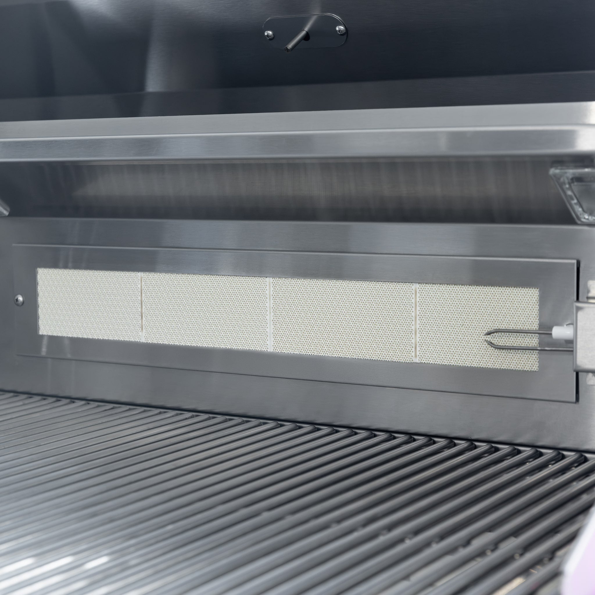 Summerset Sizzler Pro 32" Built-in Grill, SZRPRO32