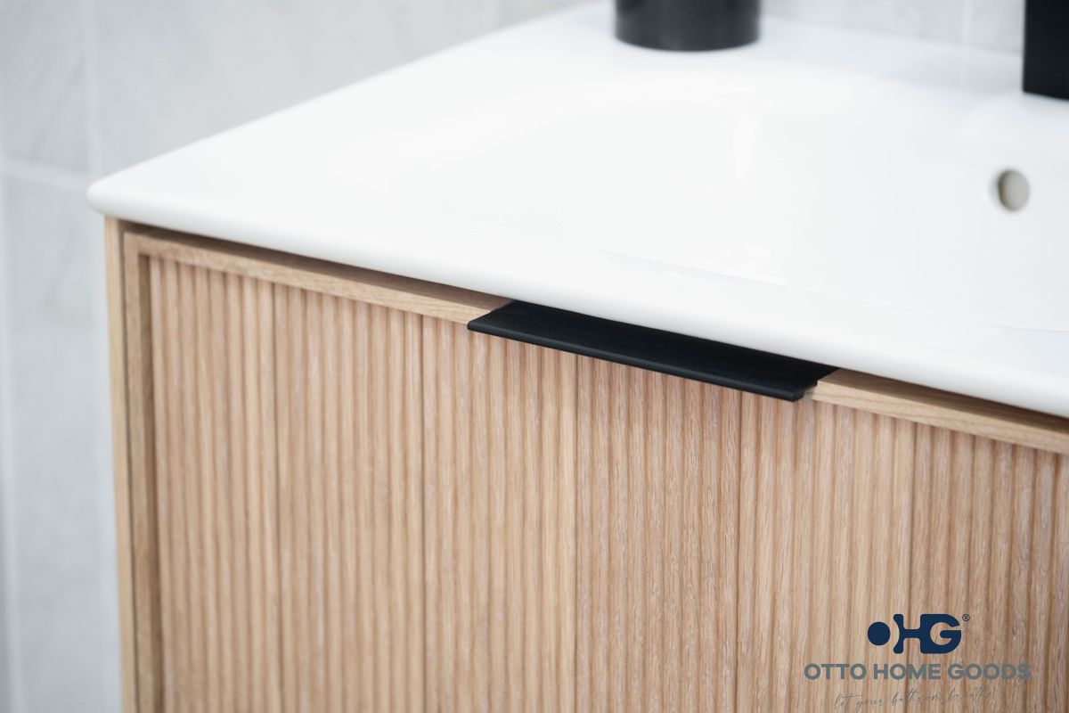 Sorrento 24" Natural Oak Floating Bathroom Vanity with Integrated Sink