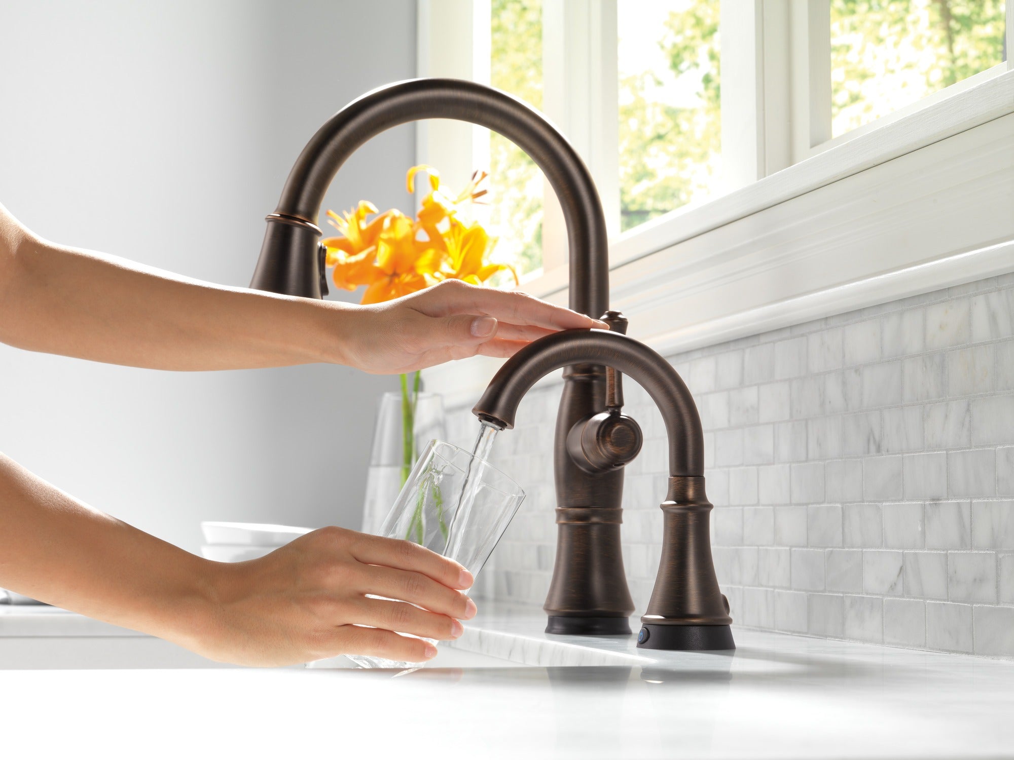 Delta Cassidy® Single Handle Pull-Down Kitchen Faucet with Touch<sub>2</sub>O® and ShieldSpray® Technologies