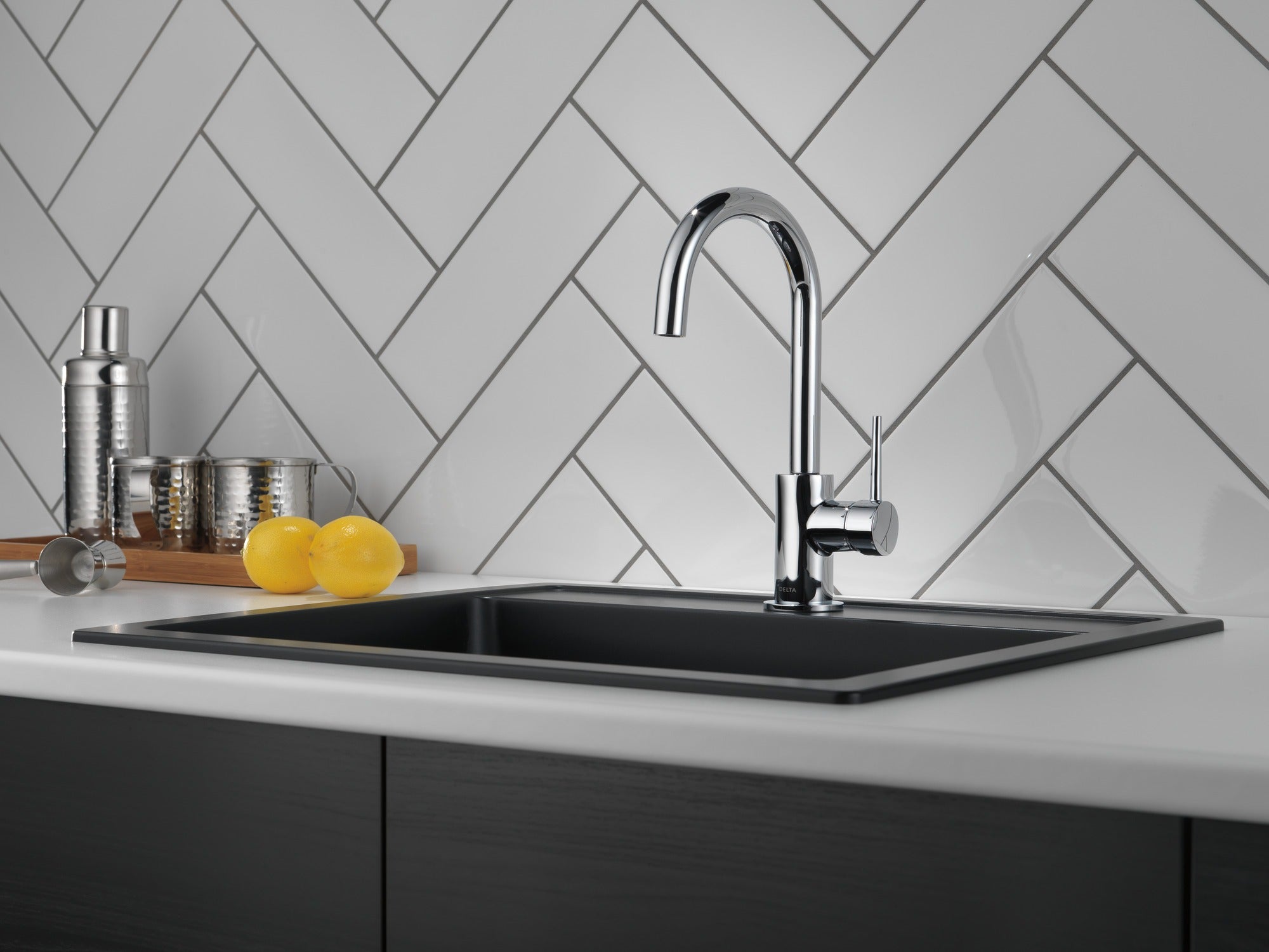 Delta Trinsic® True Bar Limited Swivel