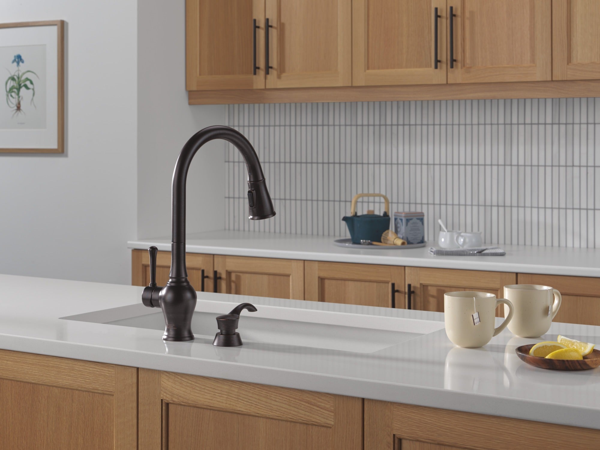 Delta DeLuca™ Soap / Lotion Dispenser
