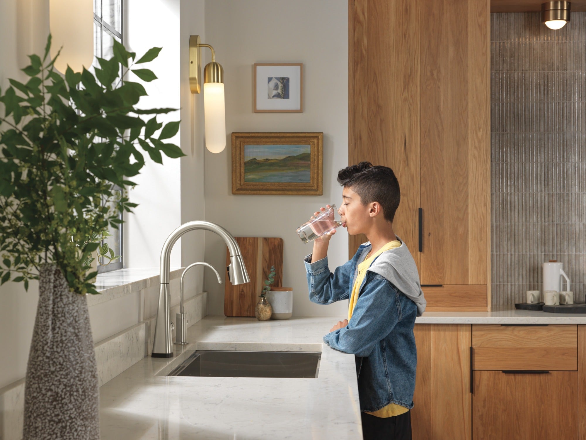 Delta Clarifi™ Contemporary Beverage Faucet