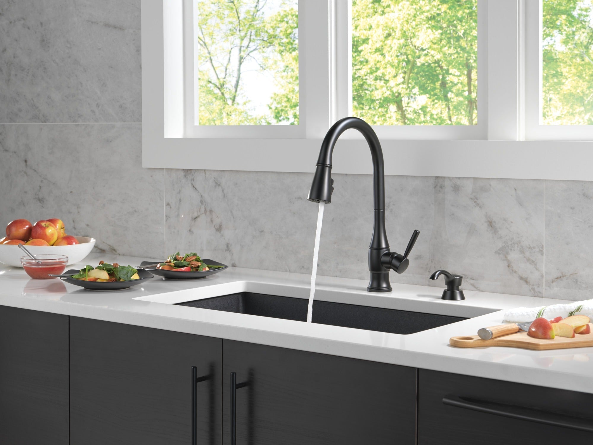 Delta Hazelwood™ Single Handle Pull-Down Kitchen Faucet with Soap Dispenser and ShieldSpray Technology