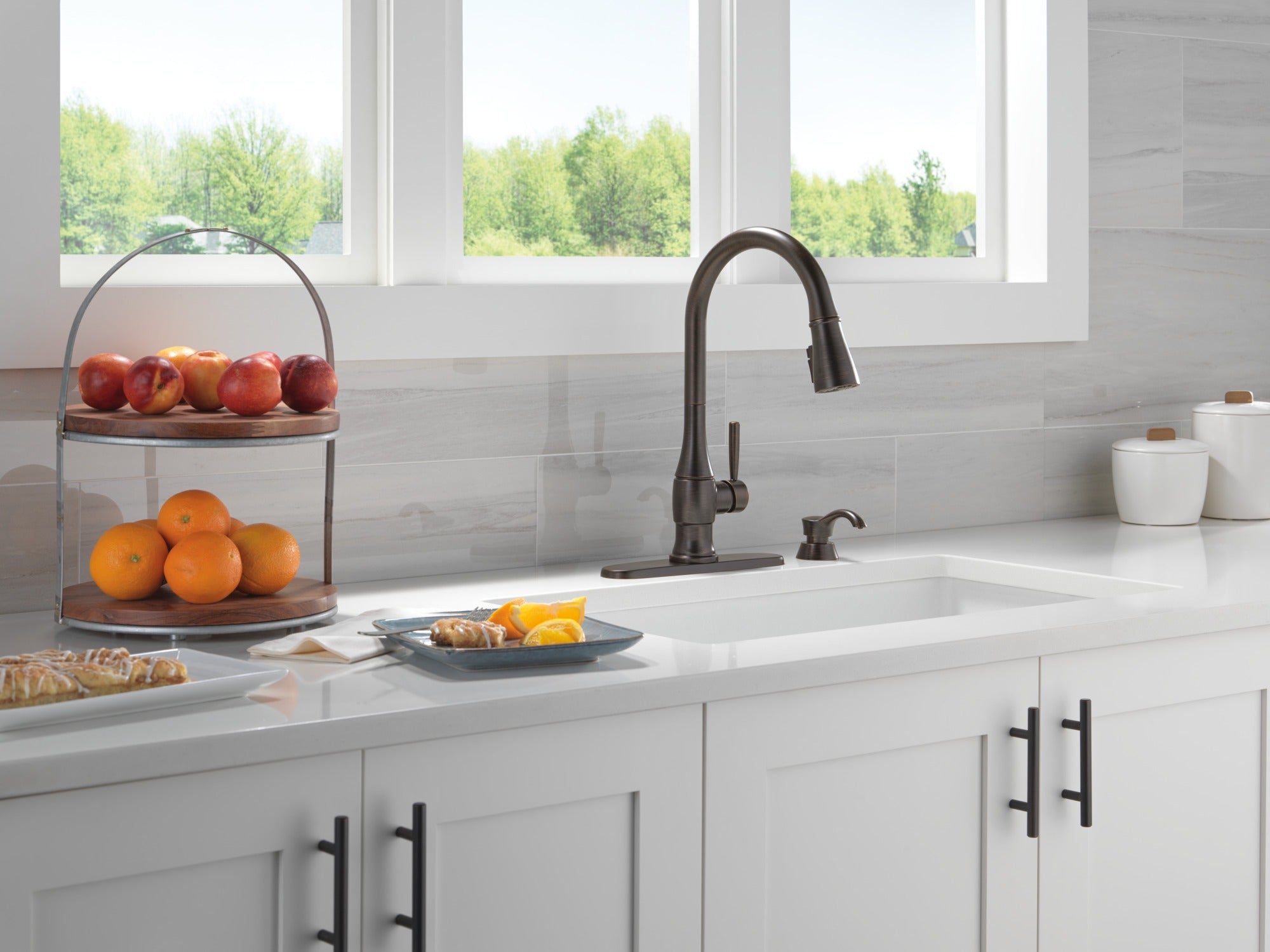 Delta Hazelwood™ Single Handle Pull-Down Kitchen Faucet with Soap Dispenser and ShieldSpray Technology