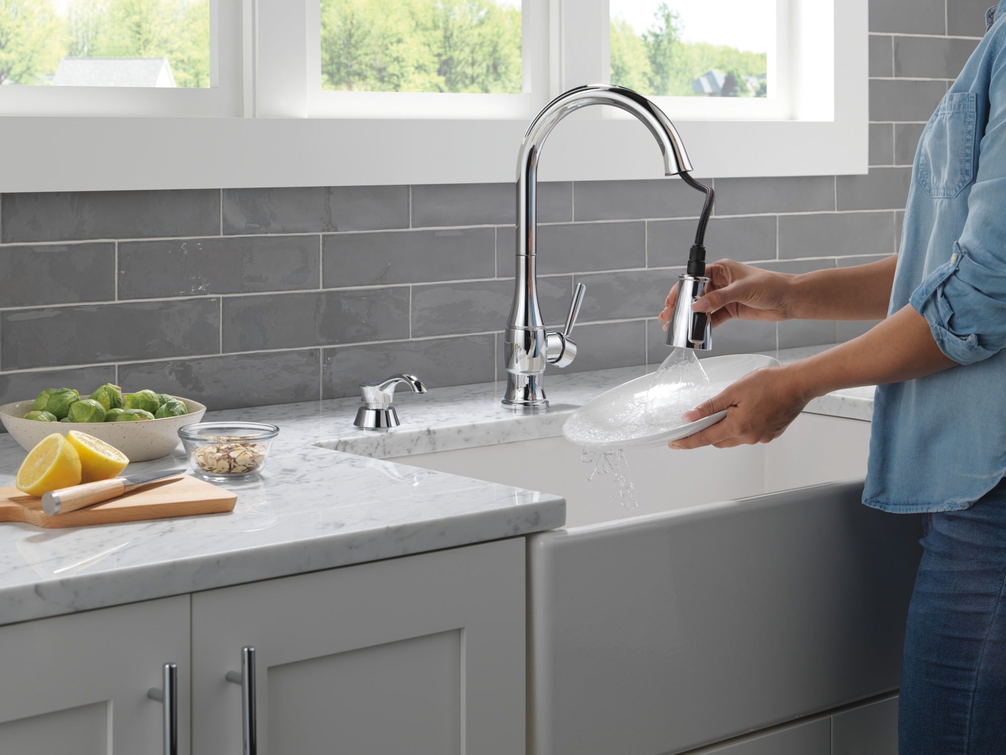 Delta Hazelwood™ Single Handle Pull-Down Kitchen Faucet with Soap Dispenser and ShieldSpray Technology