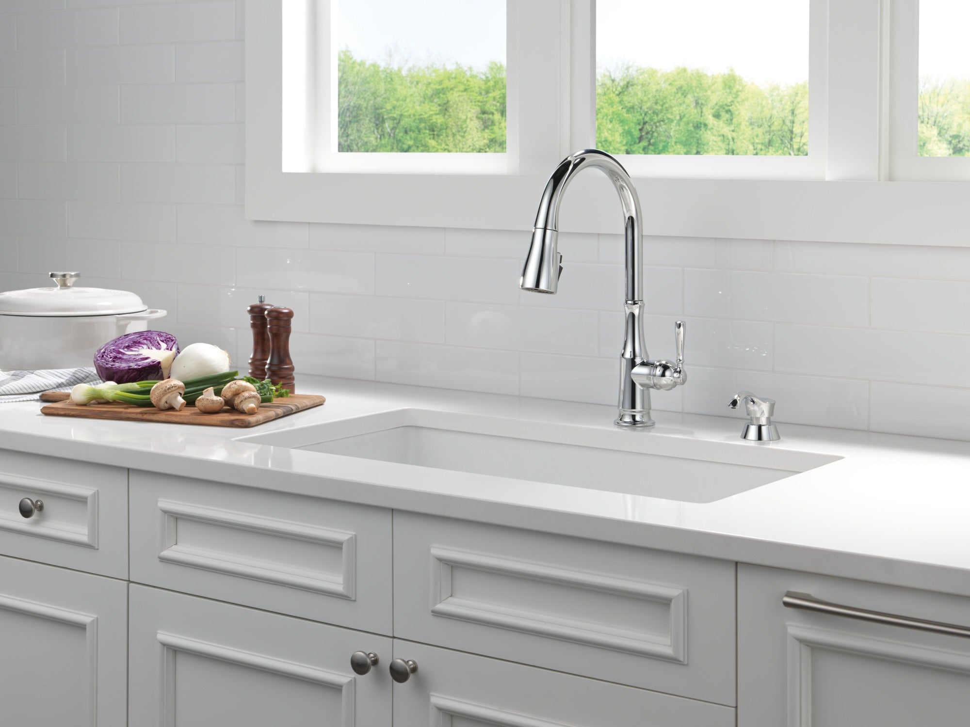 Delta Capertee™ Single Handle Pull-Down Kitchen Faucet with Soap Dispenser and ShieldSpray Technology