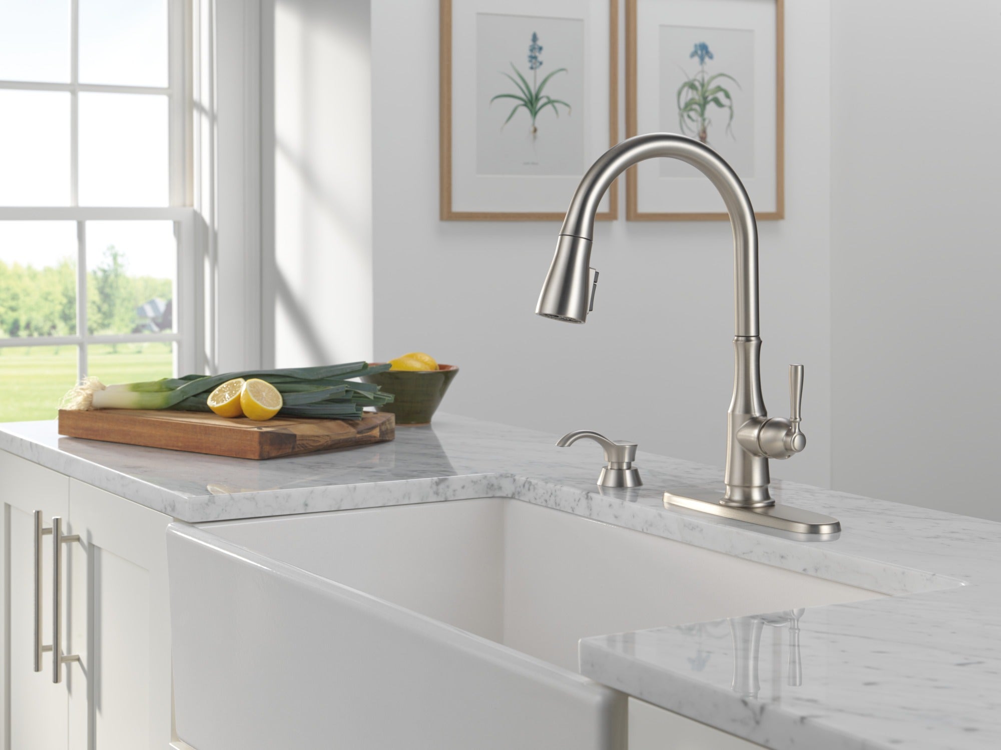 Delta Capertee™ Single Handle Pull-Down Kitchen Faucet with Soap Dispenser and ShieldSpray Technology