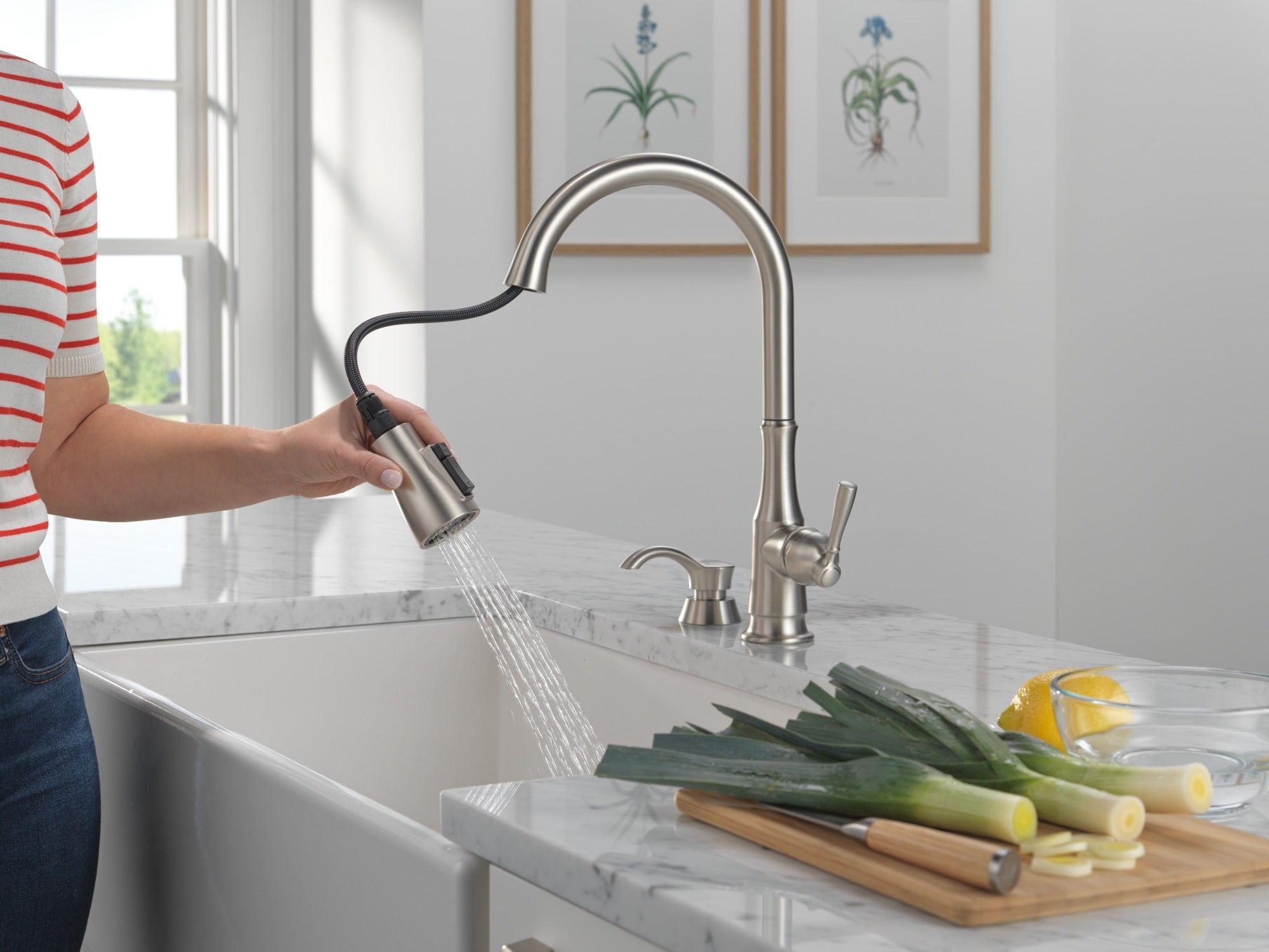 Delta Capertee™ Single Handle Pull-Down Kitchen Faucet with Soap Dispenser and ShieldSpray Technology