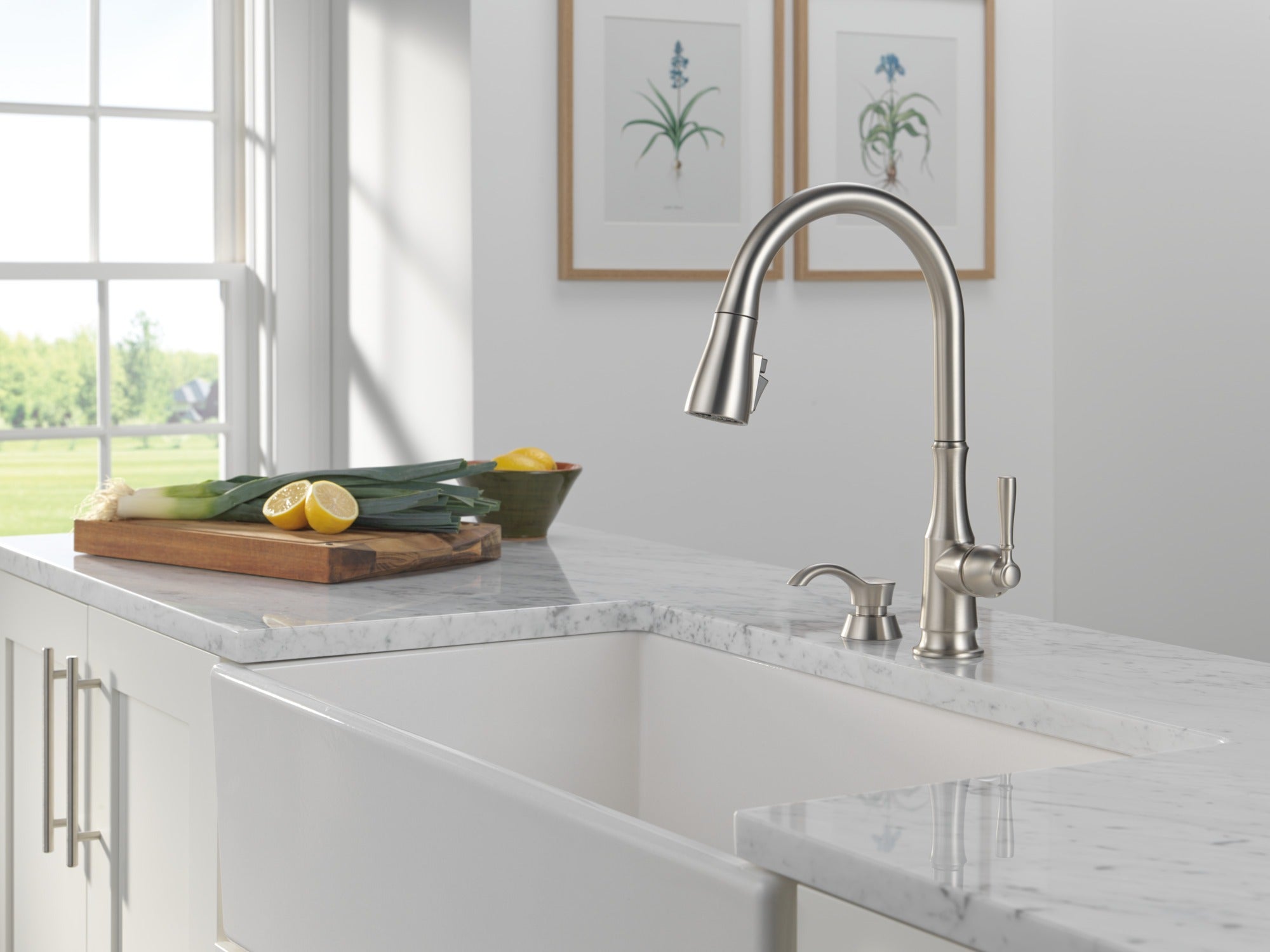 Delta Capertee™ Single Handle Pull-Down Kitchen Faucet with Soap Dispenser and ShieldSpray Technology