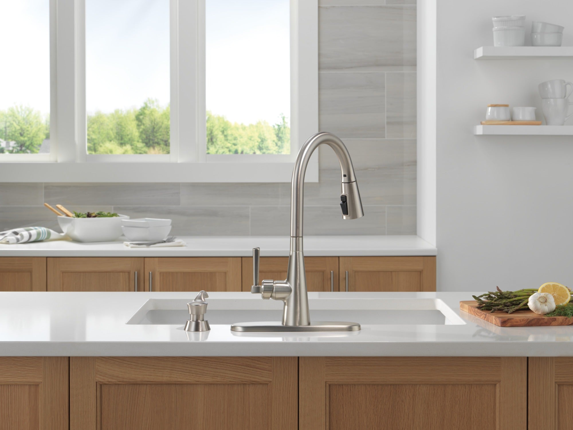 Delta Boyd™ Single Handle Pull-Down Kitchen Faucet with Soap Dispenser and ShieldSpray Technology